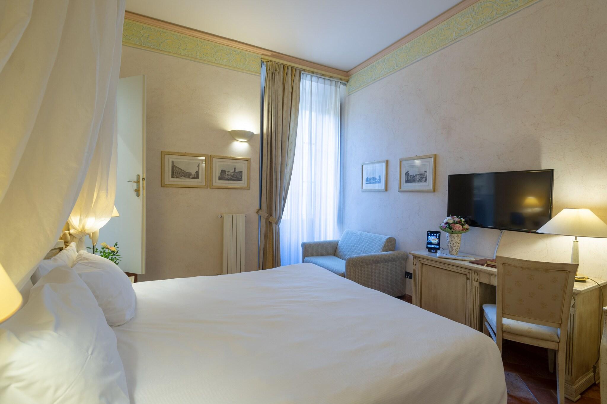 Double Superior Queen Bed