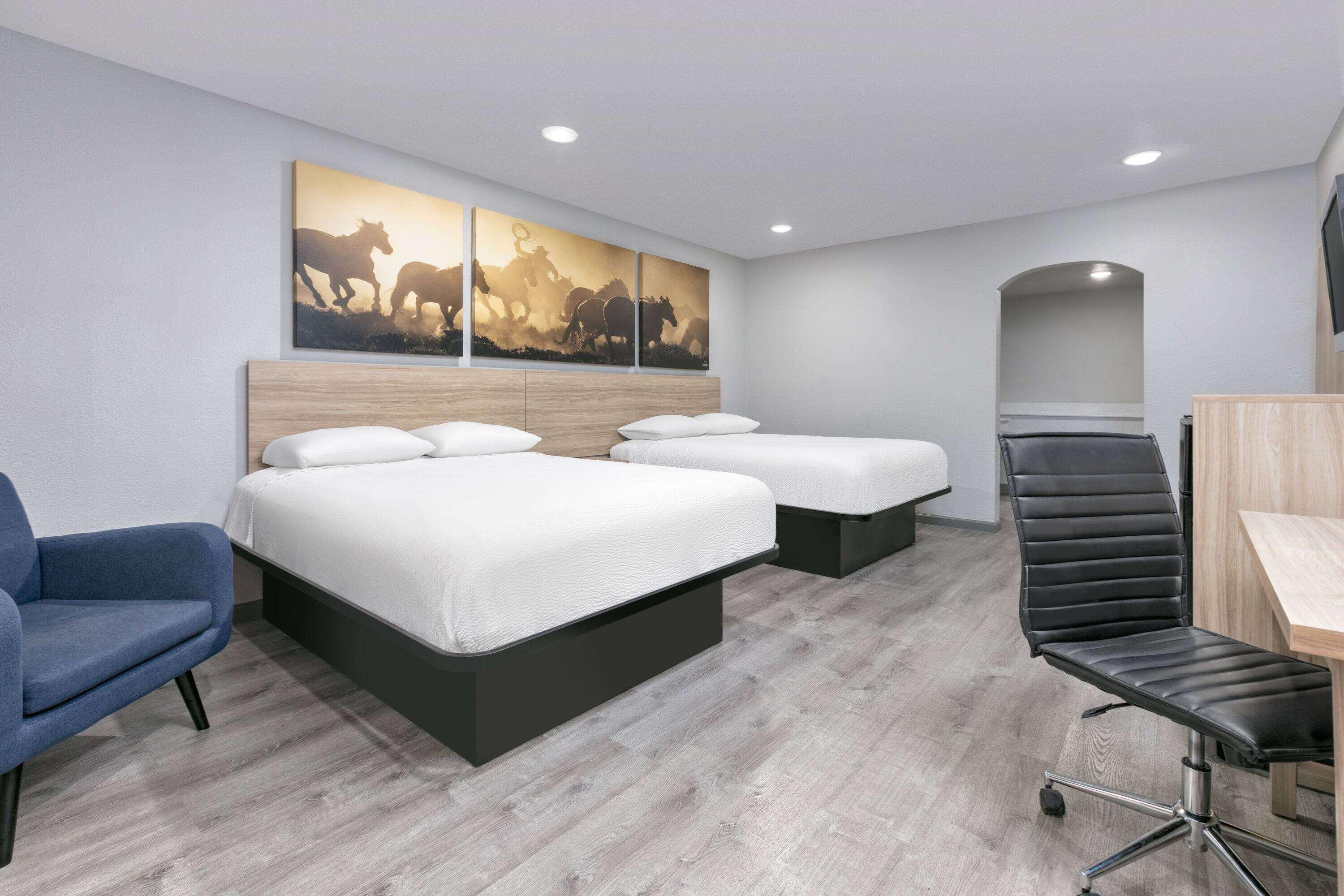 Quadruple Two Double Beds