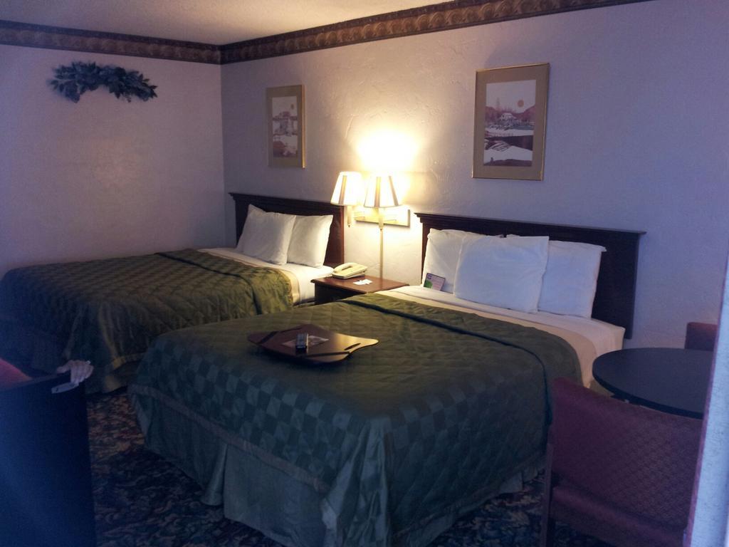 Double Two Double Beds Non Smoking