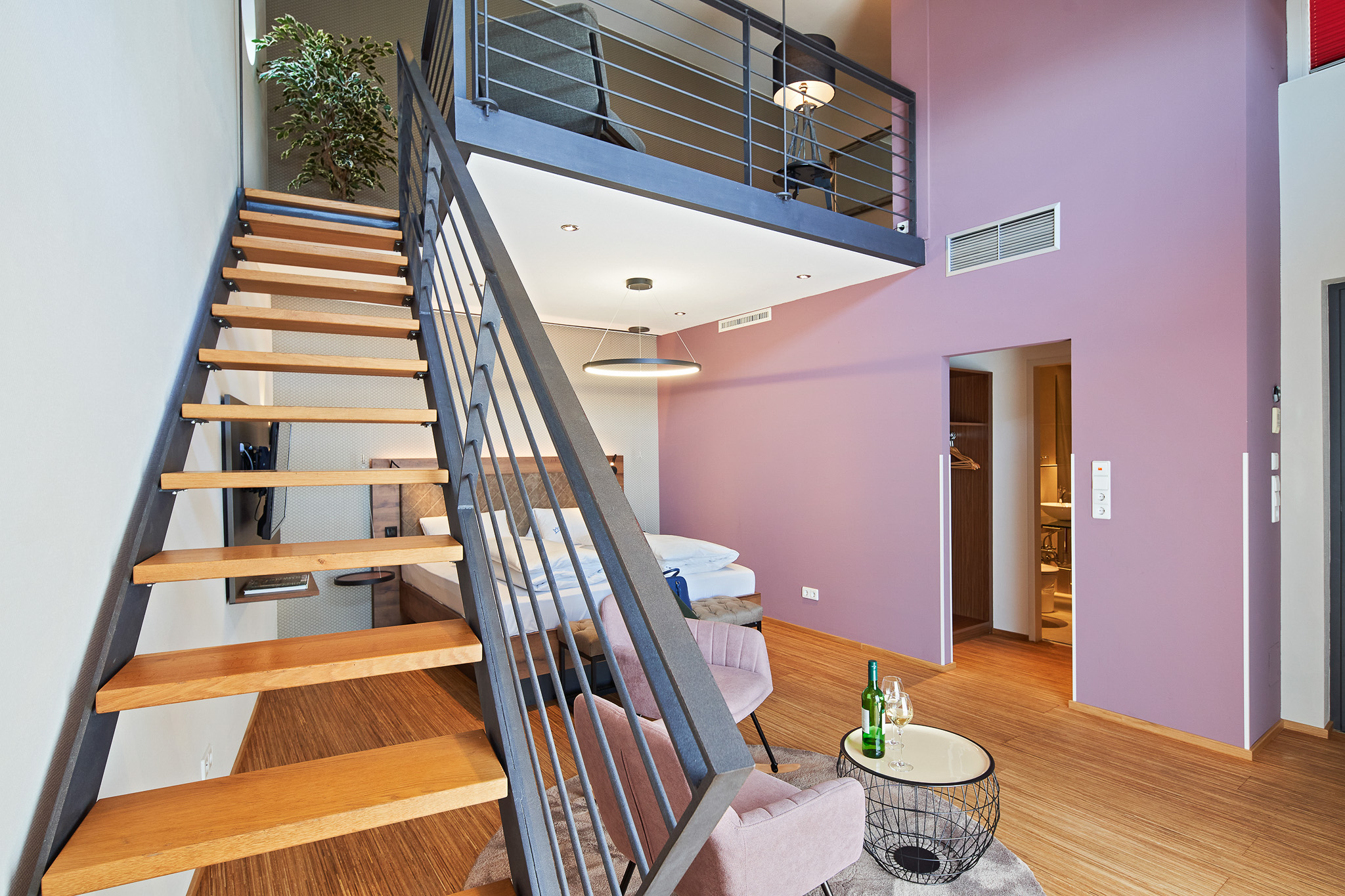 Junior Suite Deluxe with Air Conditioning