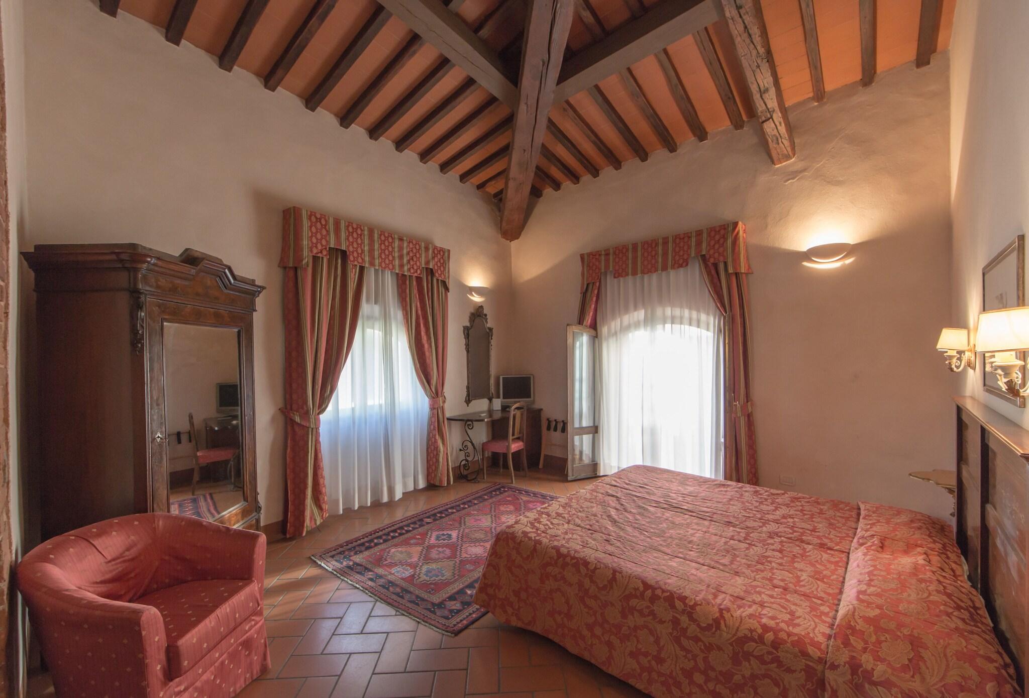 Double Deluxe One Bed