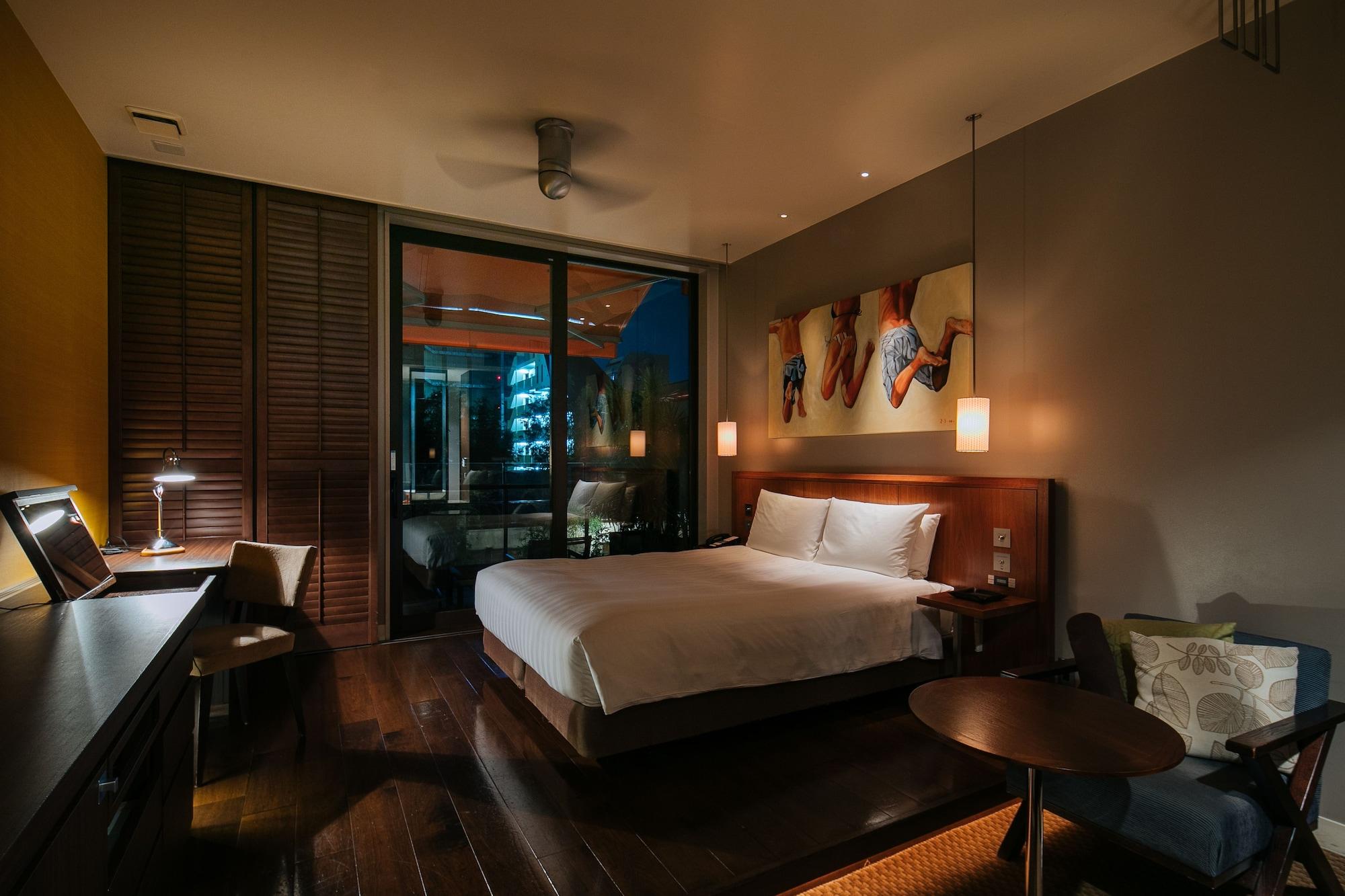 Double Queen Size Bed