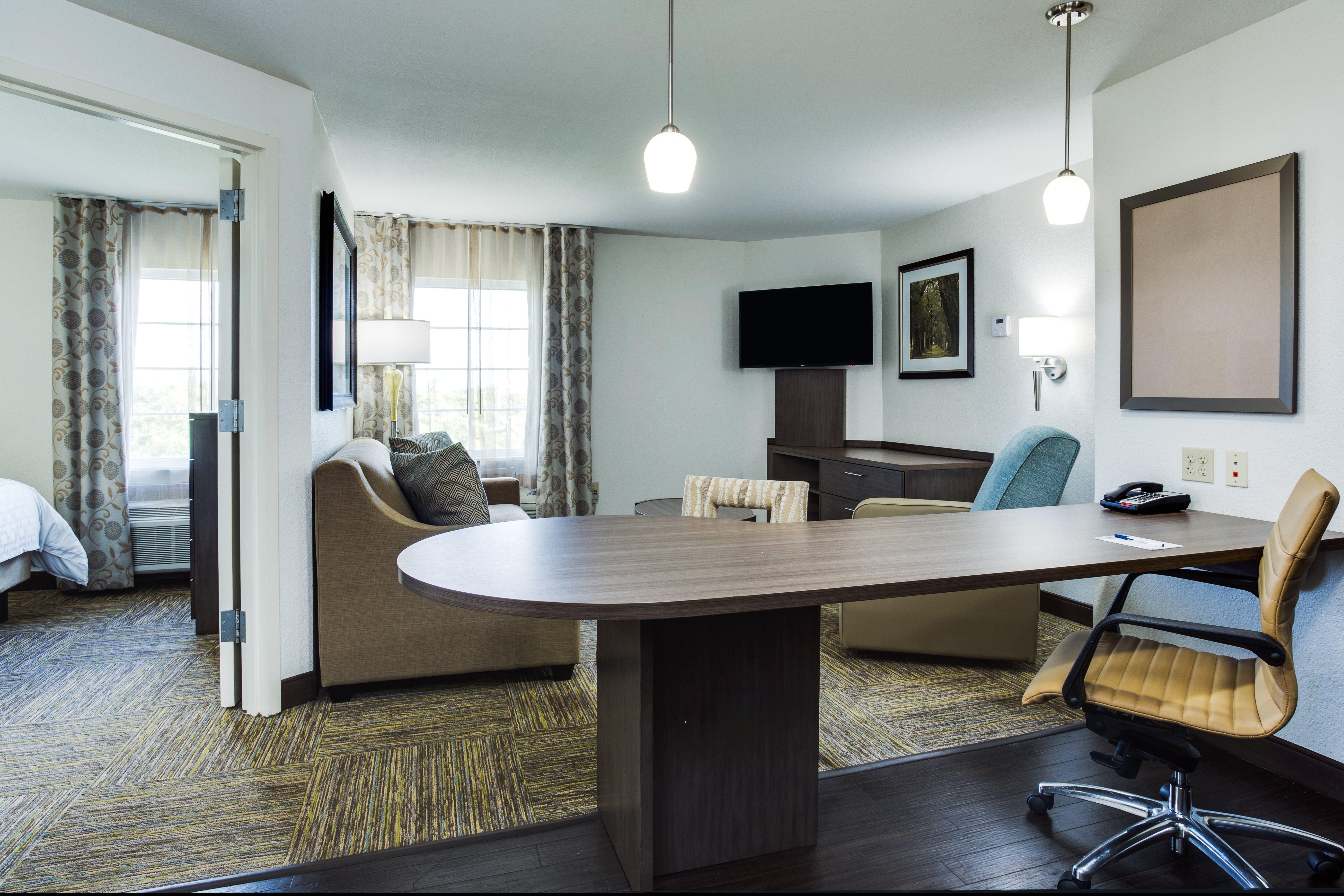 Suite Queen Size Bed