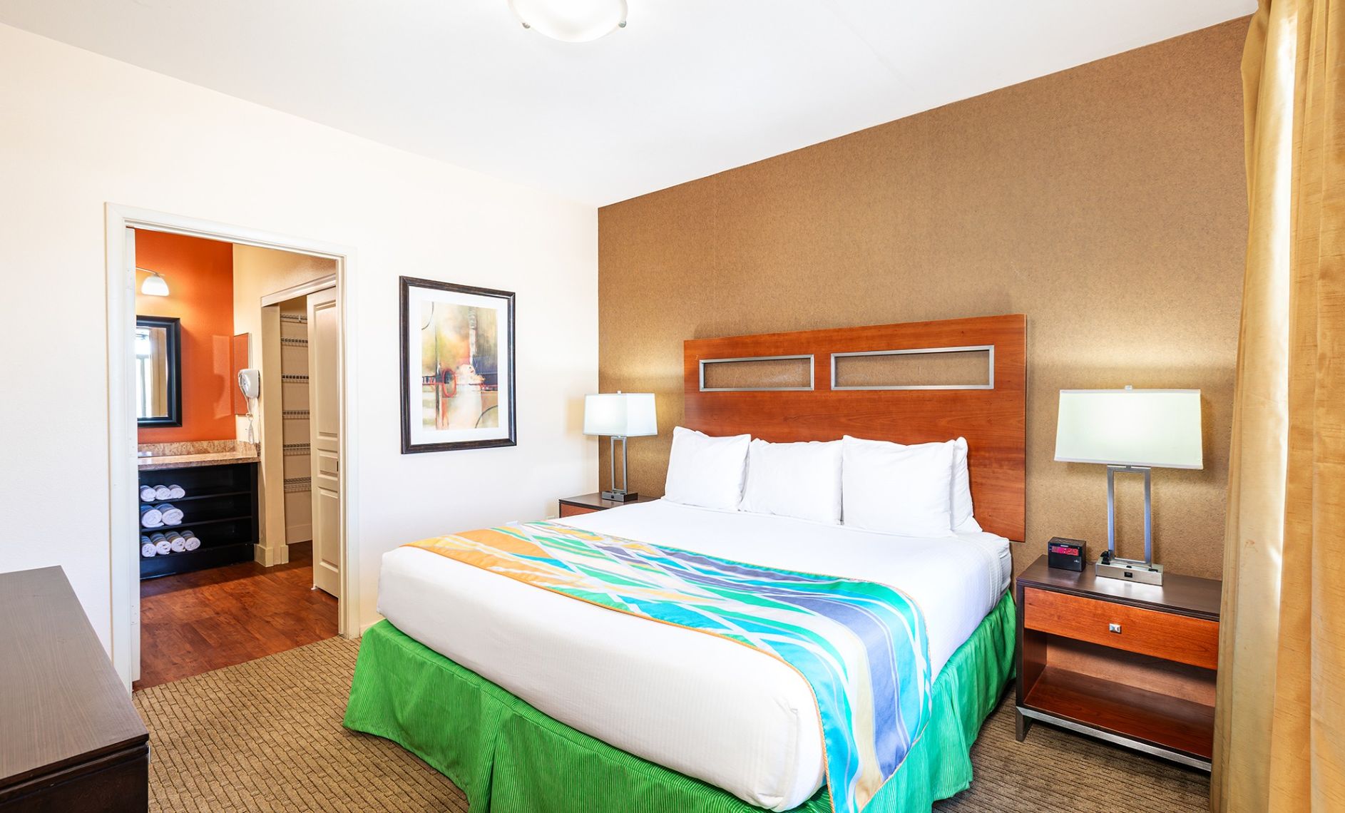 Studio One Bed