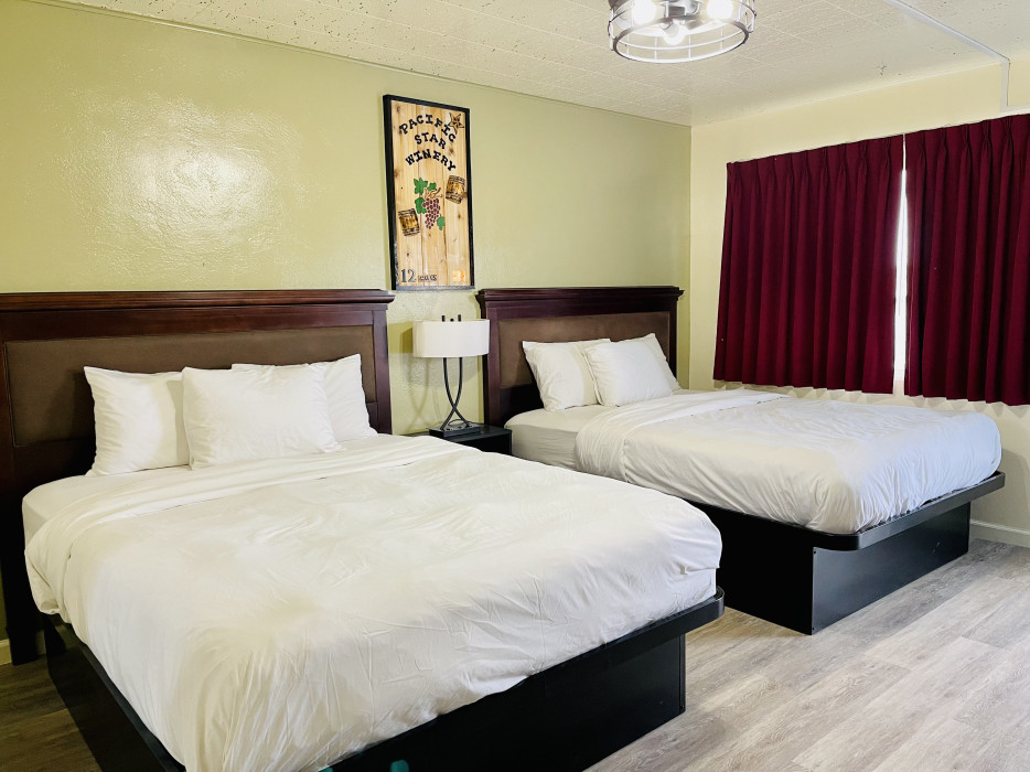 Studio Ocean View Two Queen Beds