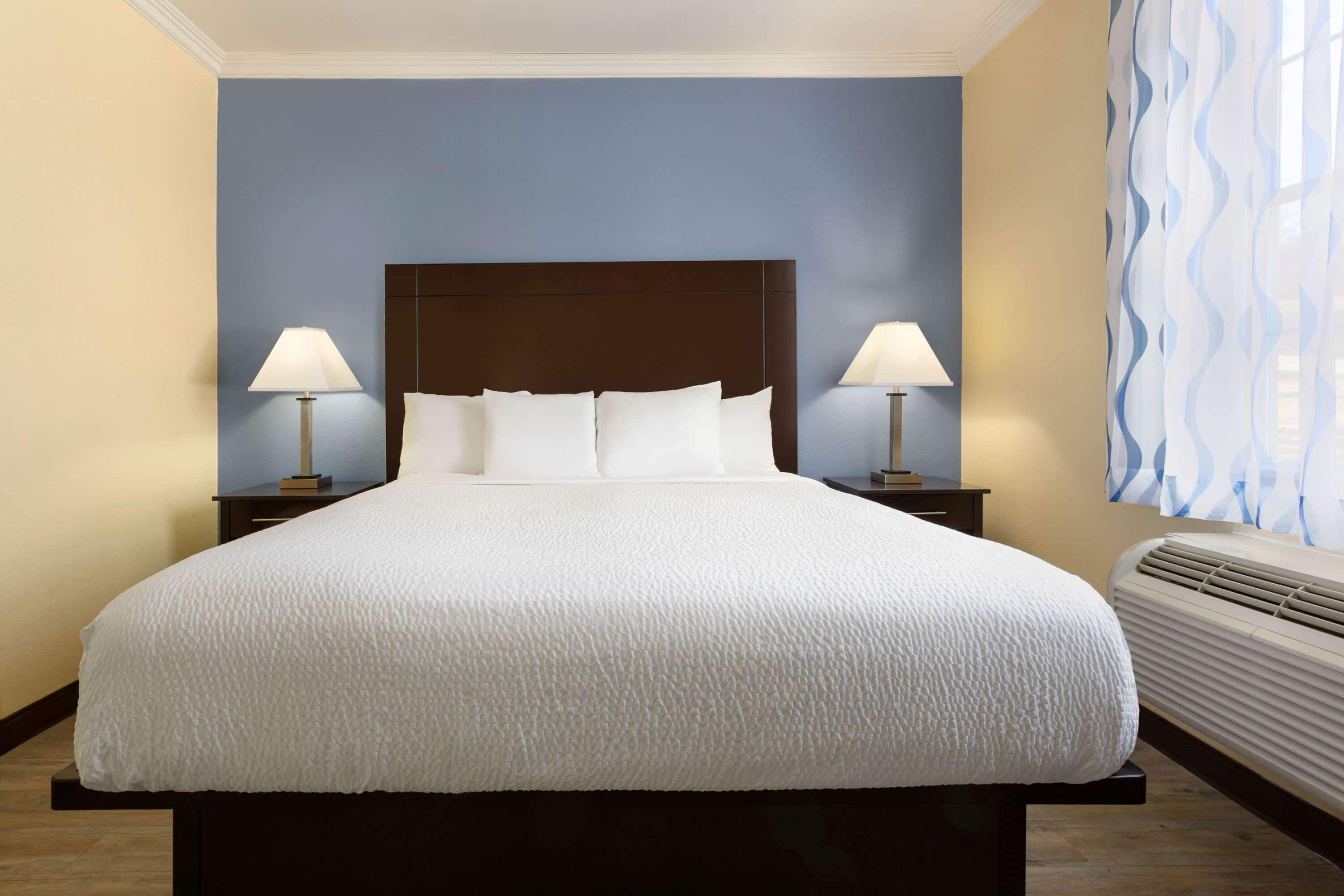 Triple King Bed Non Smoking