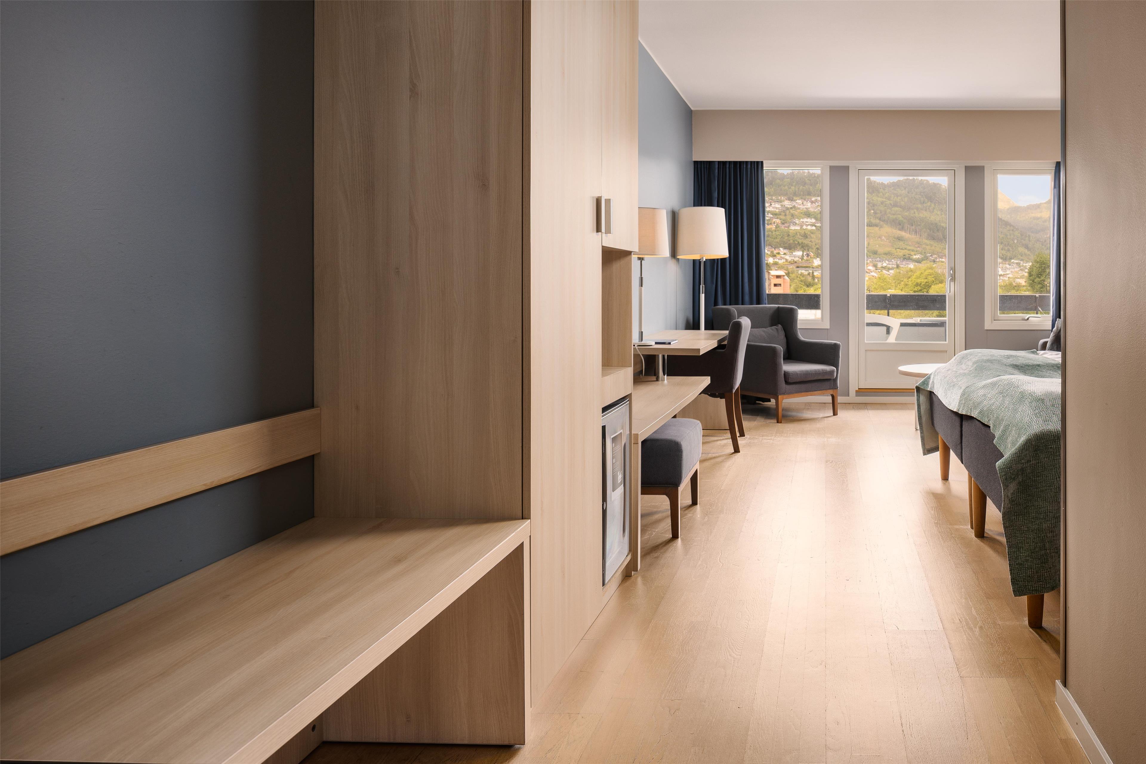 Double Superior King Bed