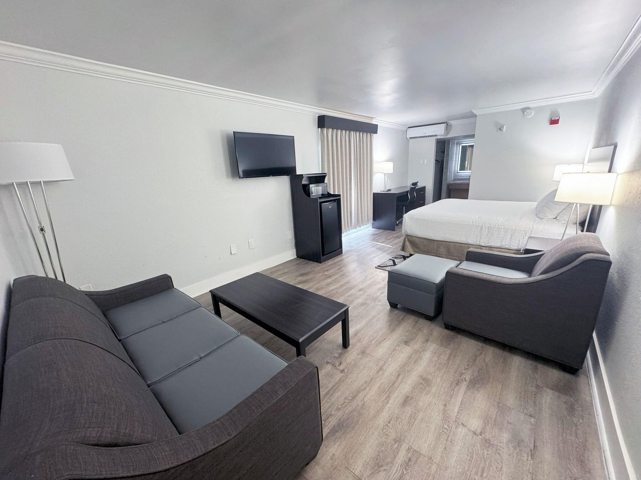 Suite Deluxe King Bed