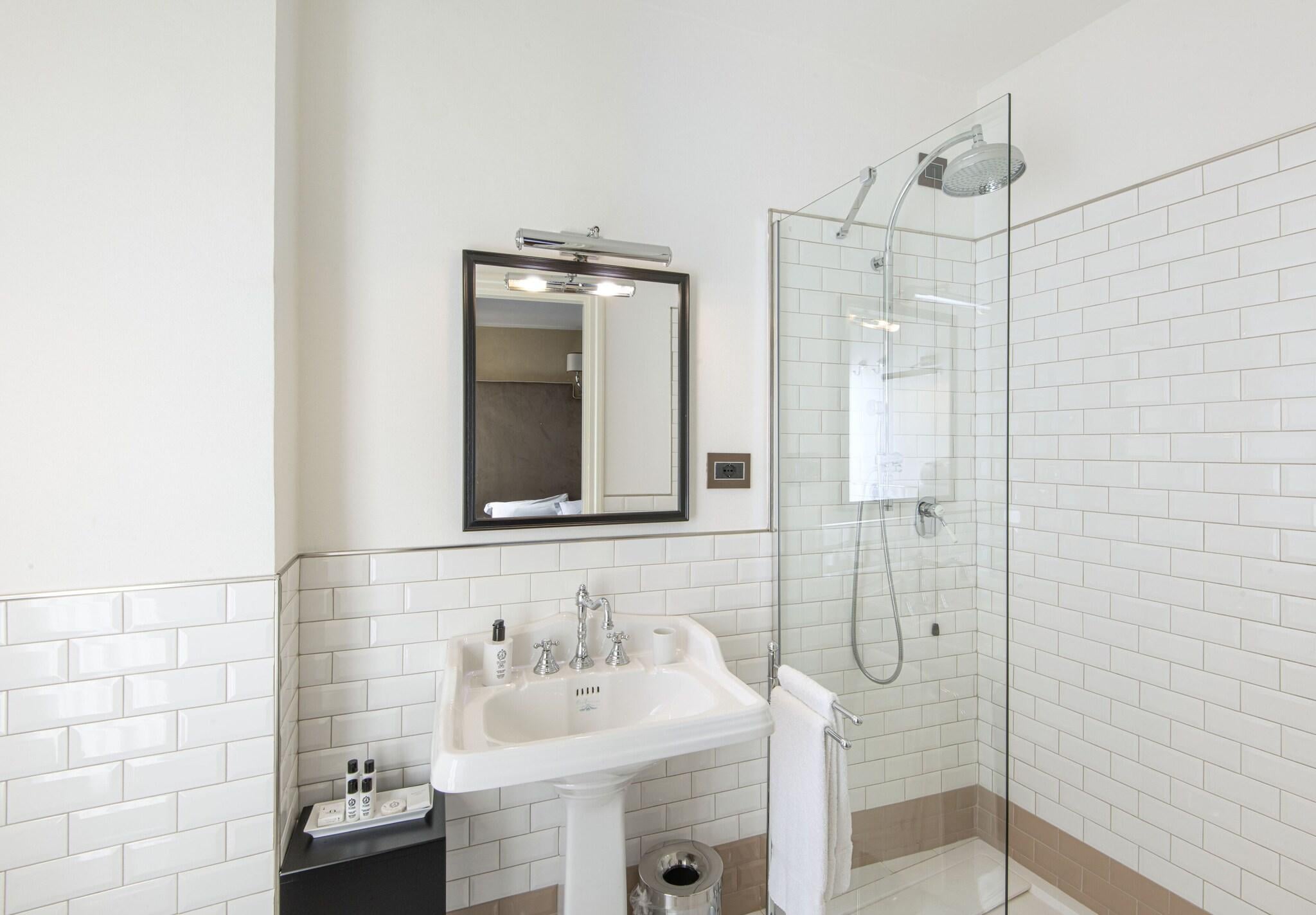 Double or Twin Superior