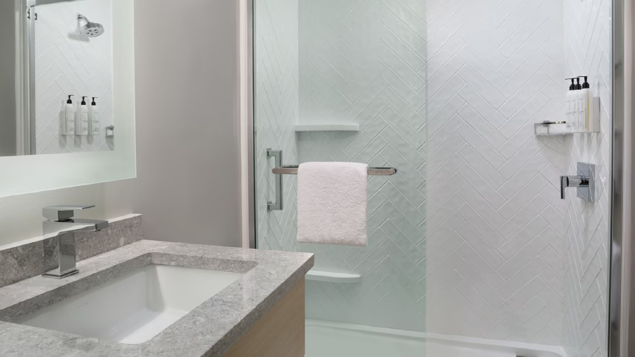 Studio Queen Size Bed