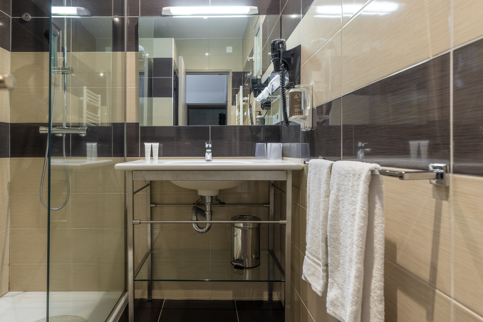 Apartment Capacity 4