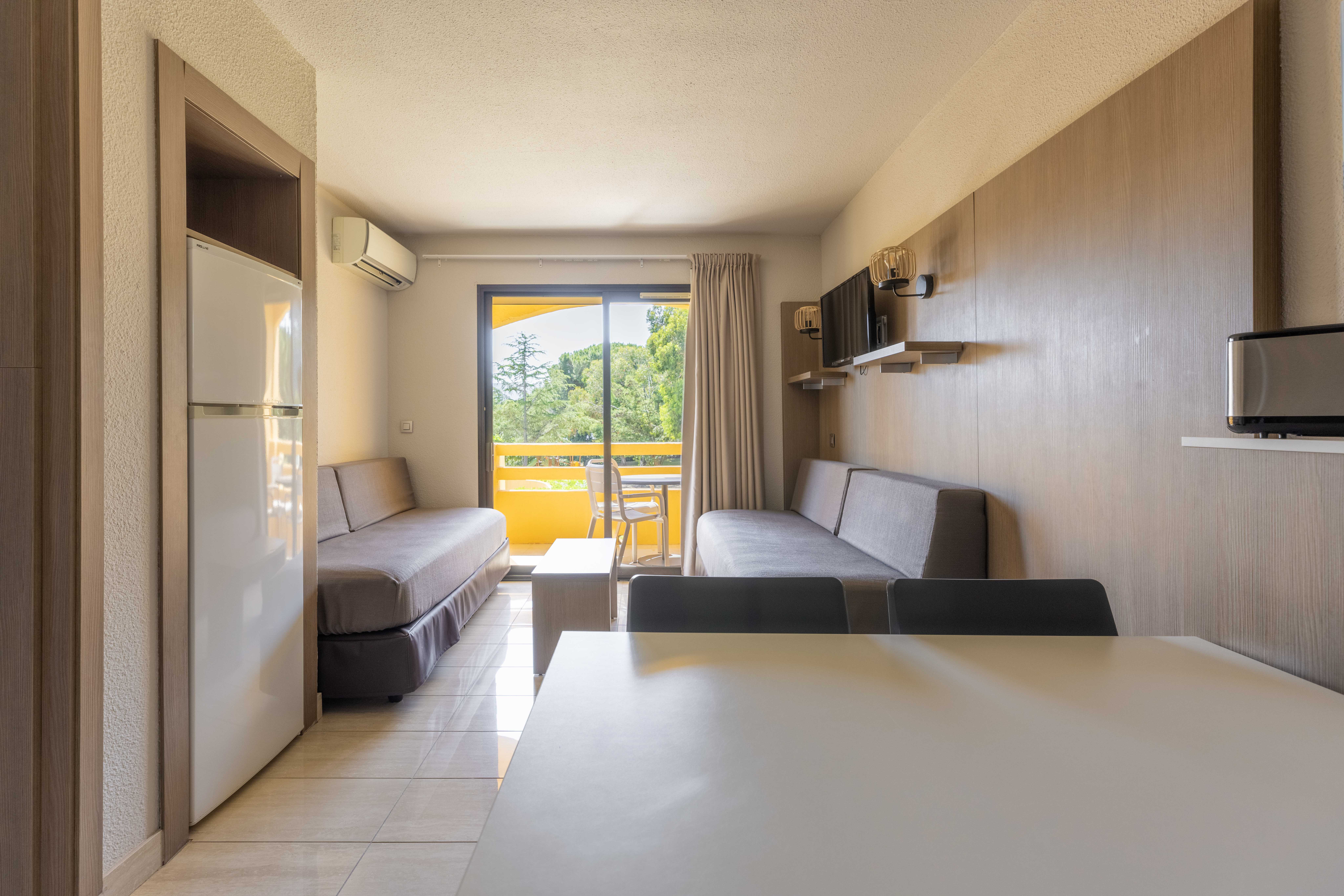 Apartment Capacity 4