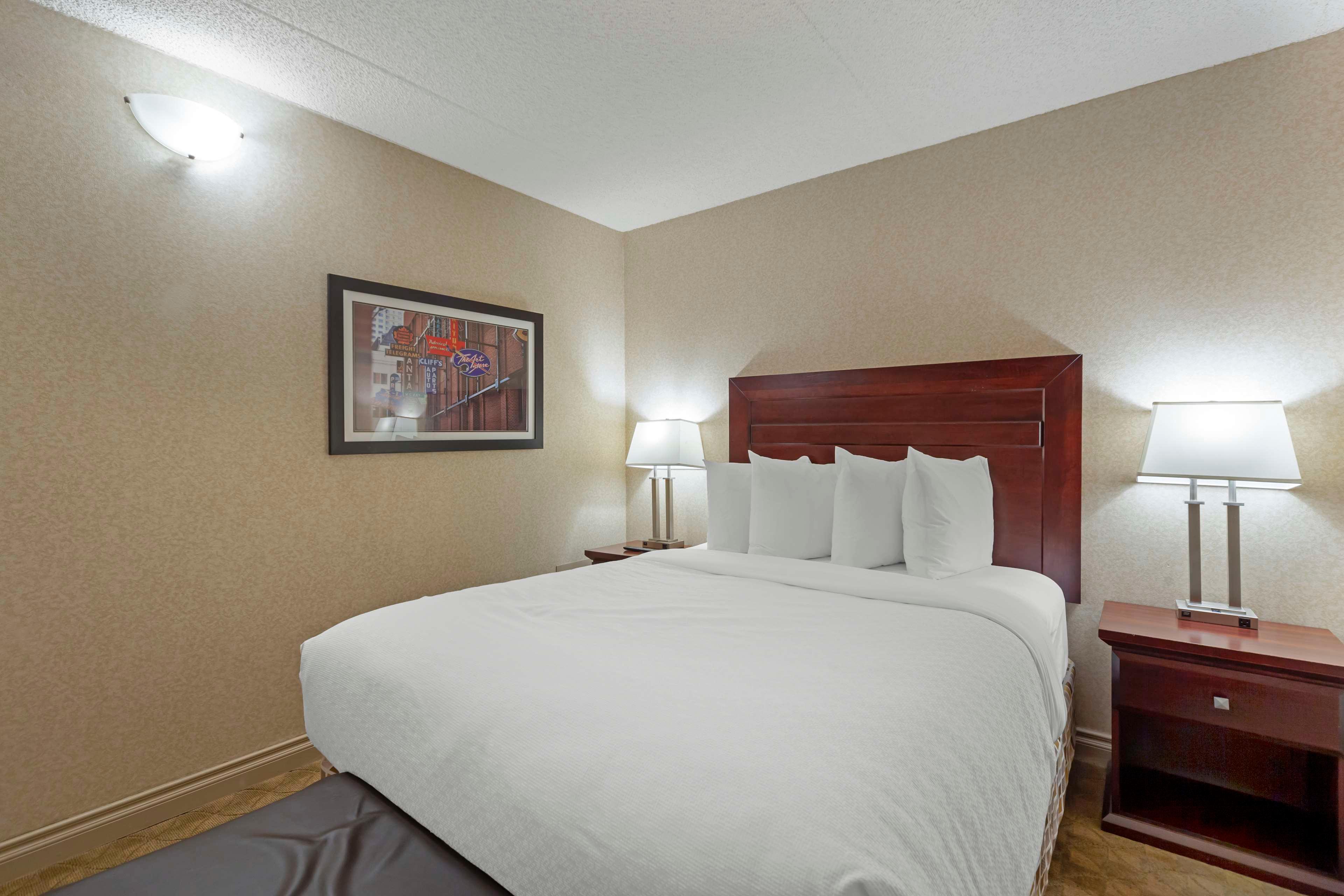 Double Queen Bed Non Smoking