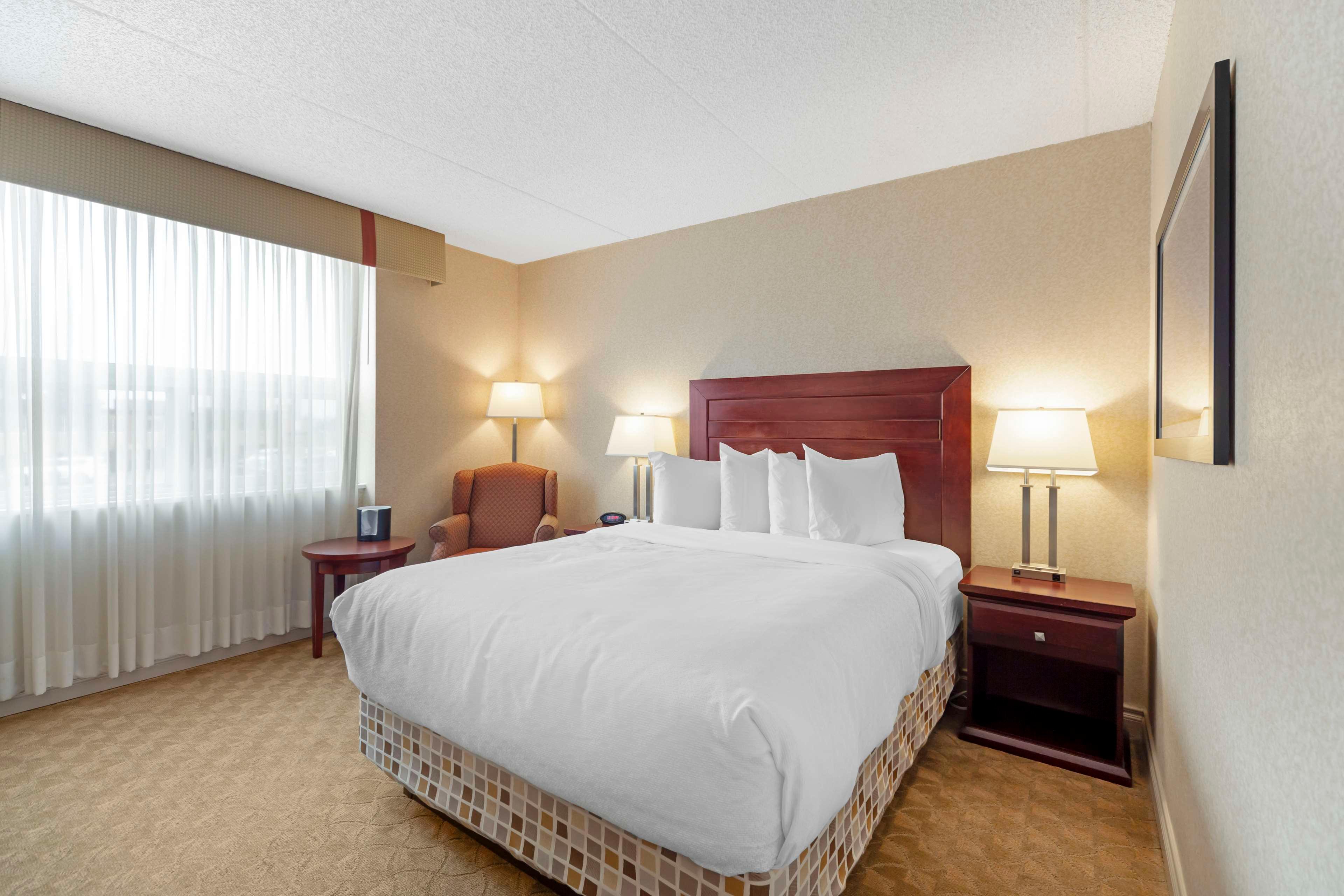 Double Queen Bed Non Smoking