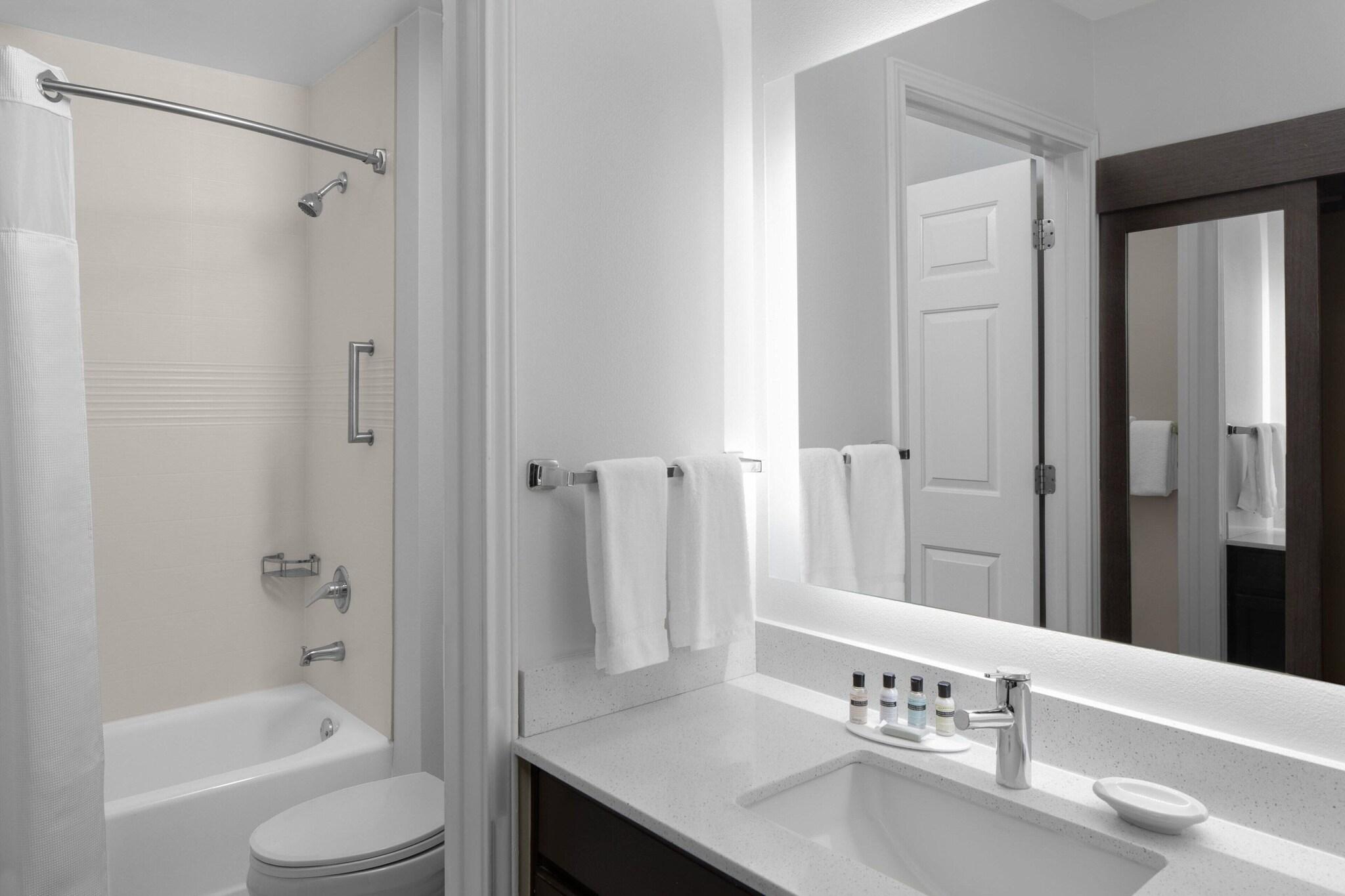 Studio King Size Bed