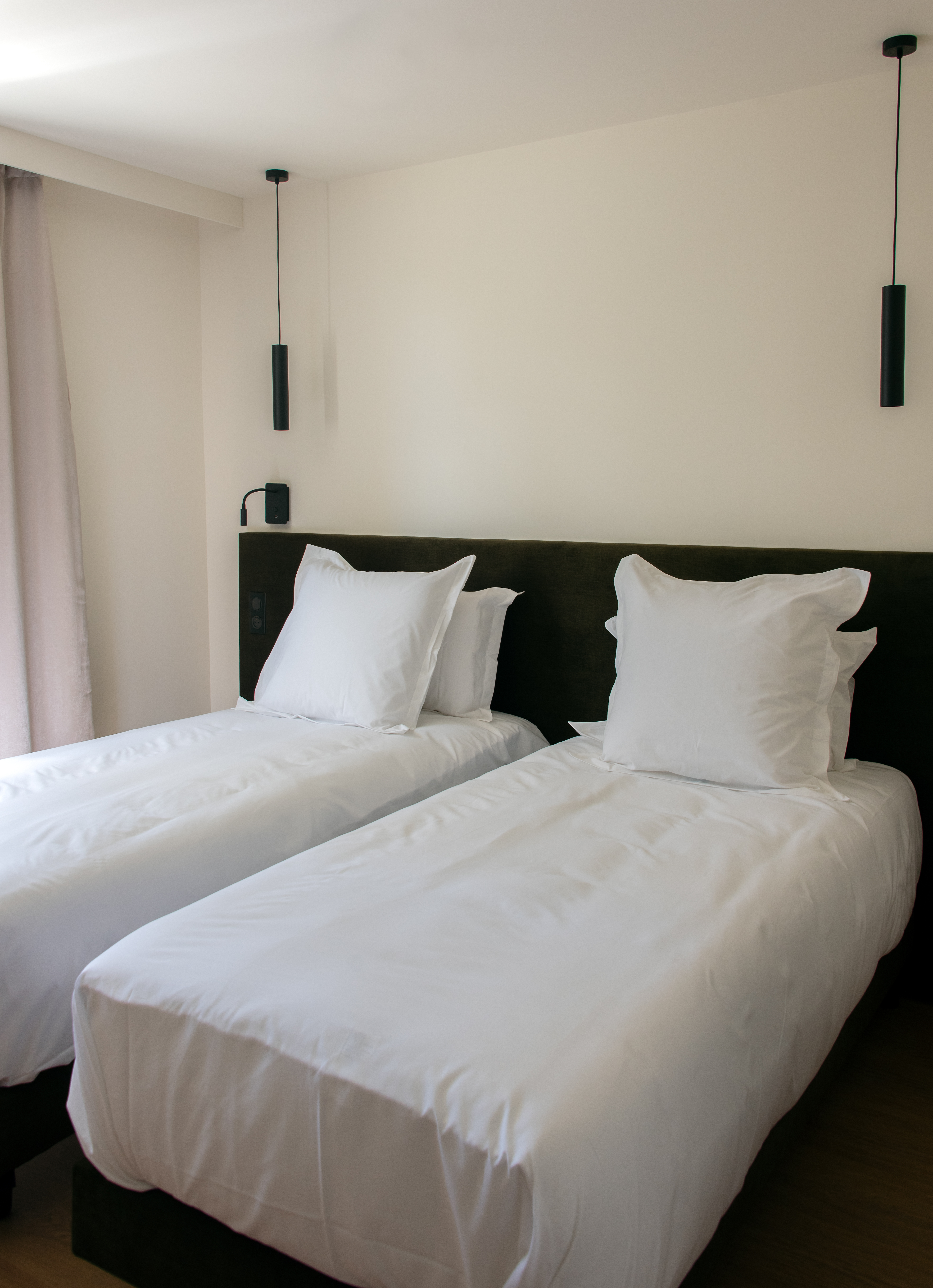 Double or Twin King Size Bed