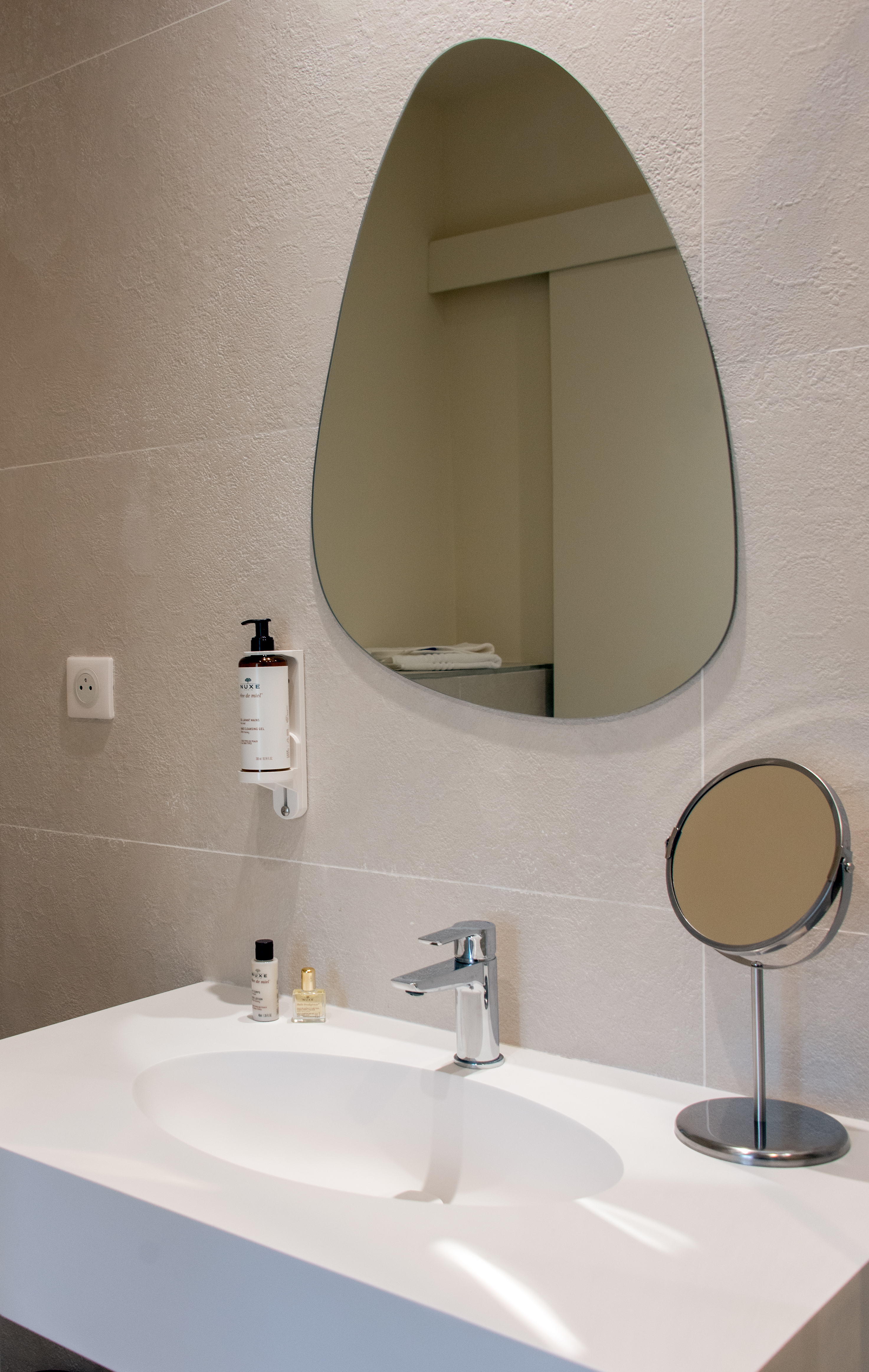 Double or Twin King Size Bed