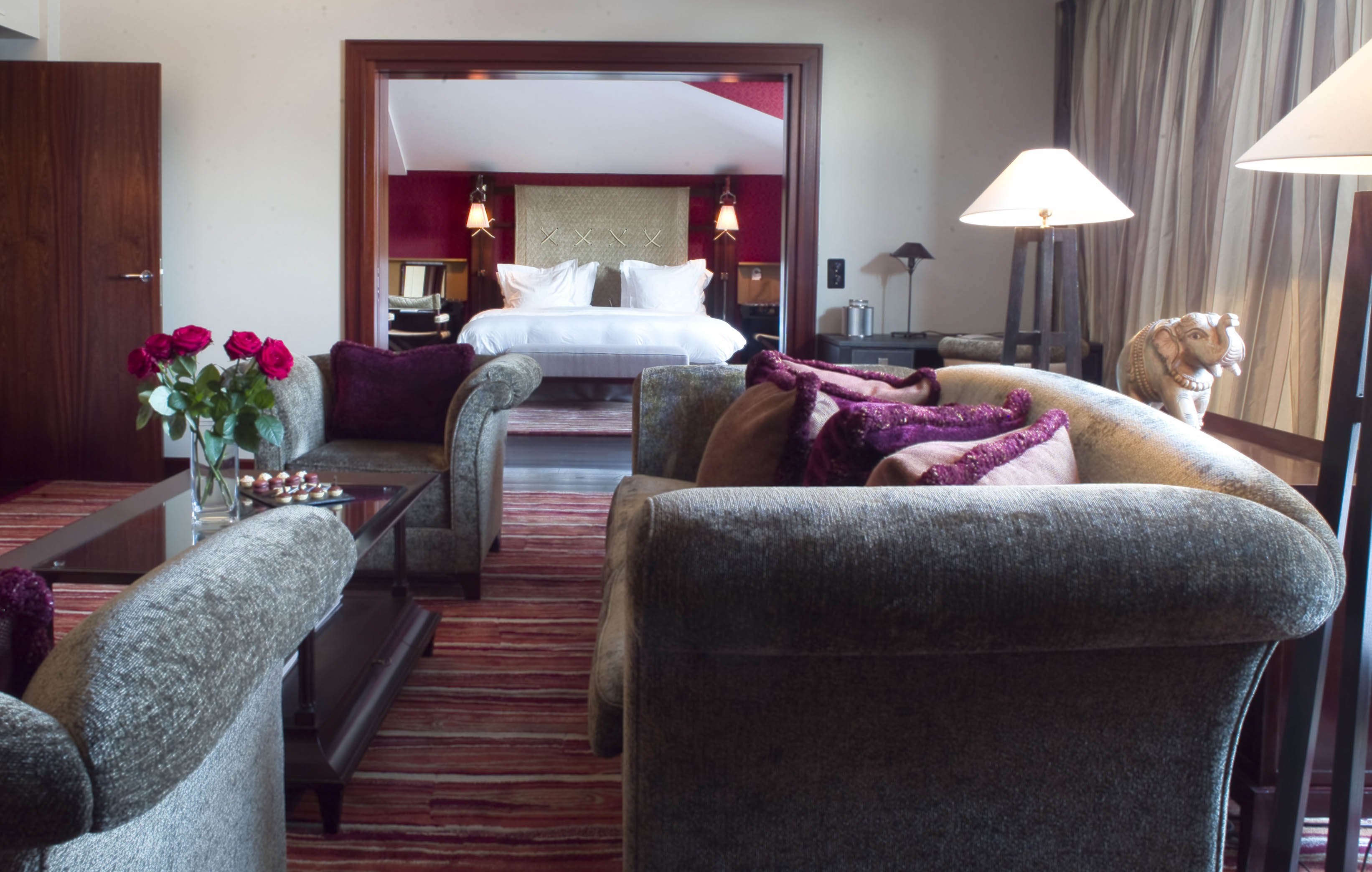 Suite Deluxe King Bed