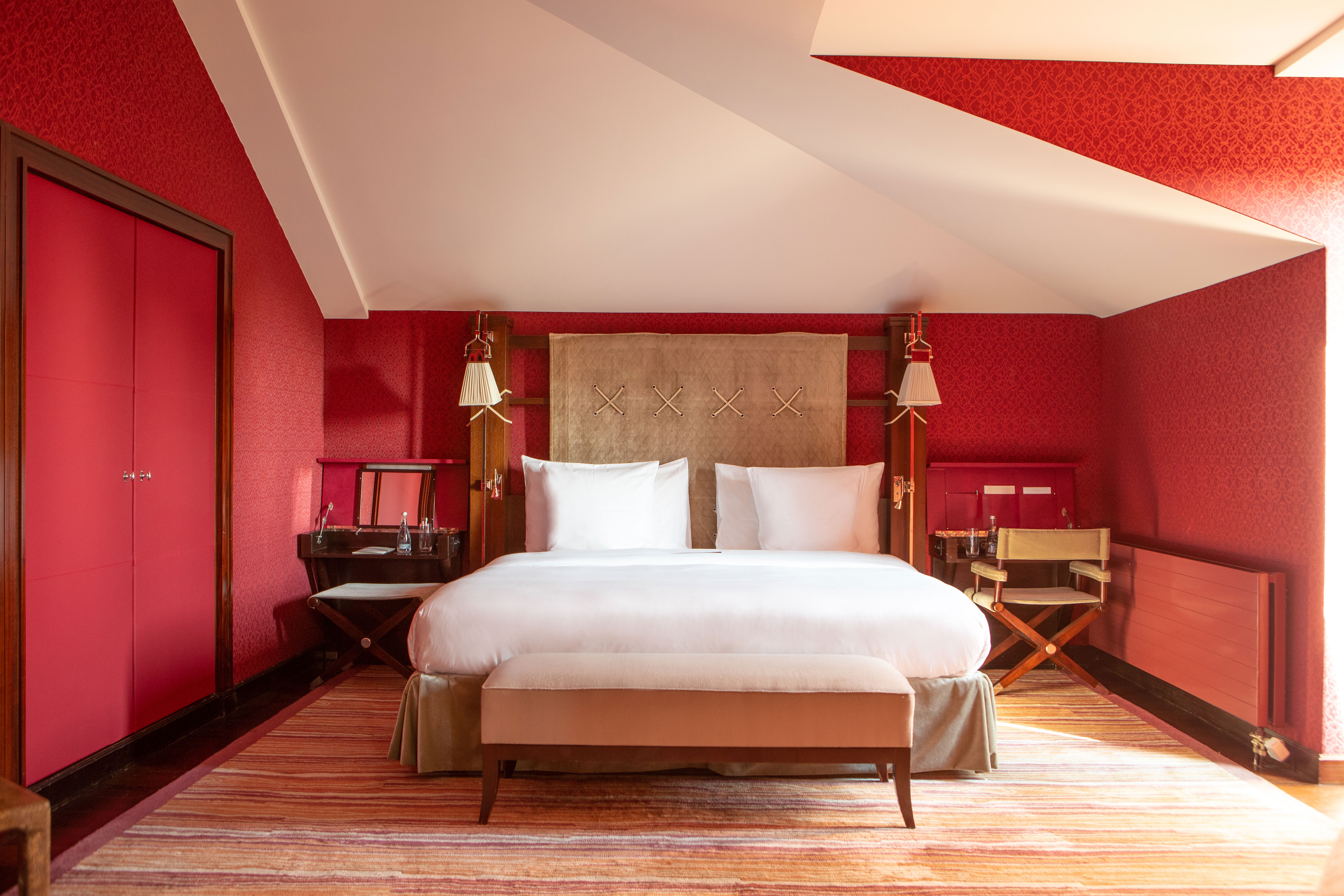 Suite Deluxe King Bed