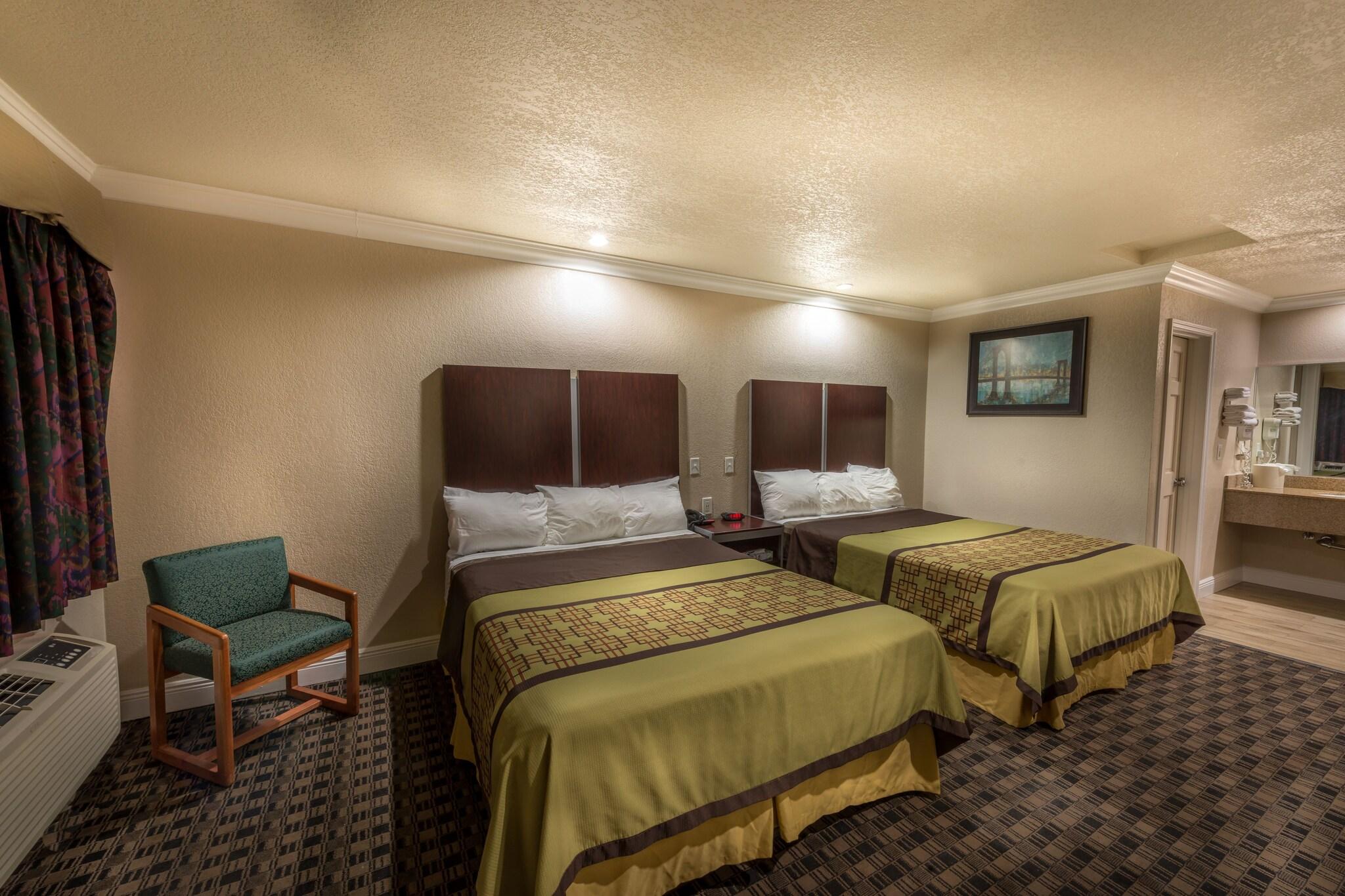 Twin Two Double Beds Non Smoking