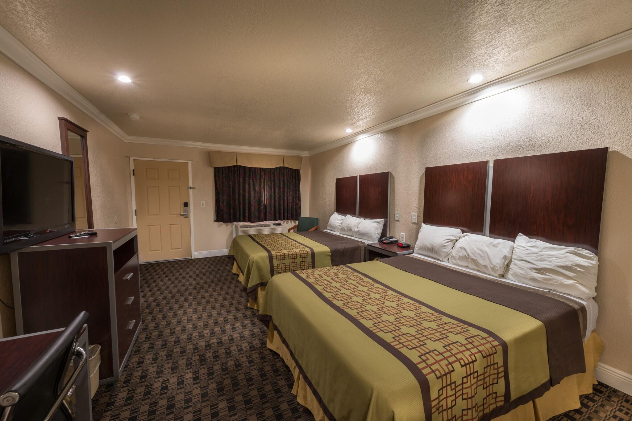 Twin Two Double Beds Non Smoking