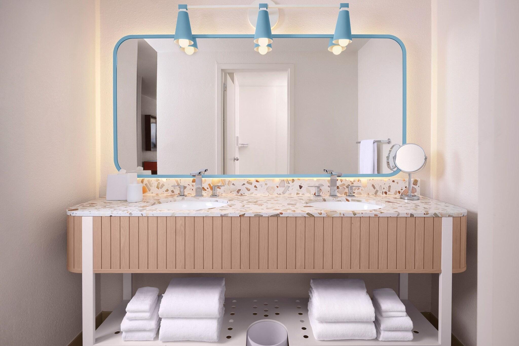 Quadruple Accessible-two Queen Beds