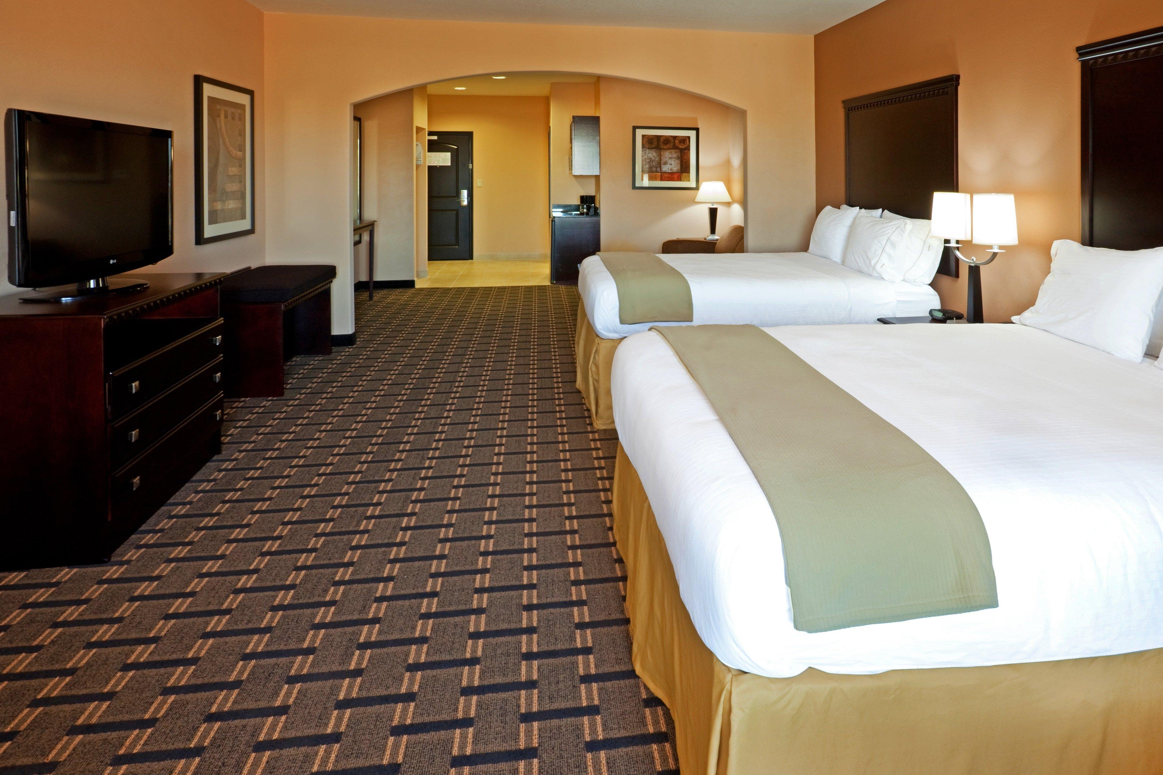 Suite Two Queen Beds