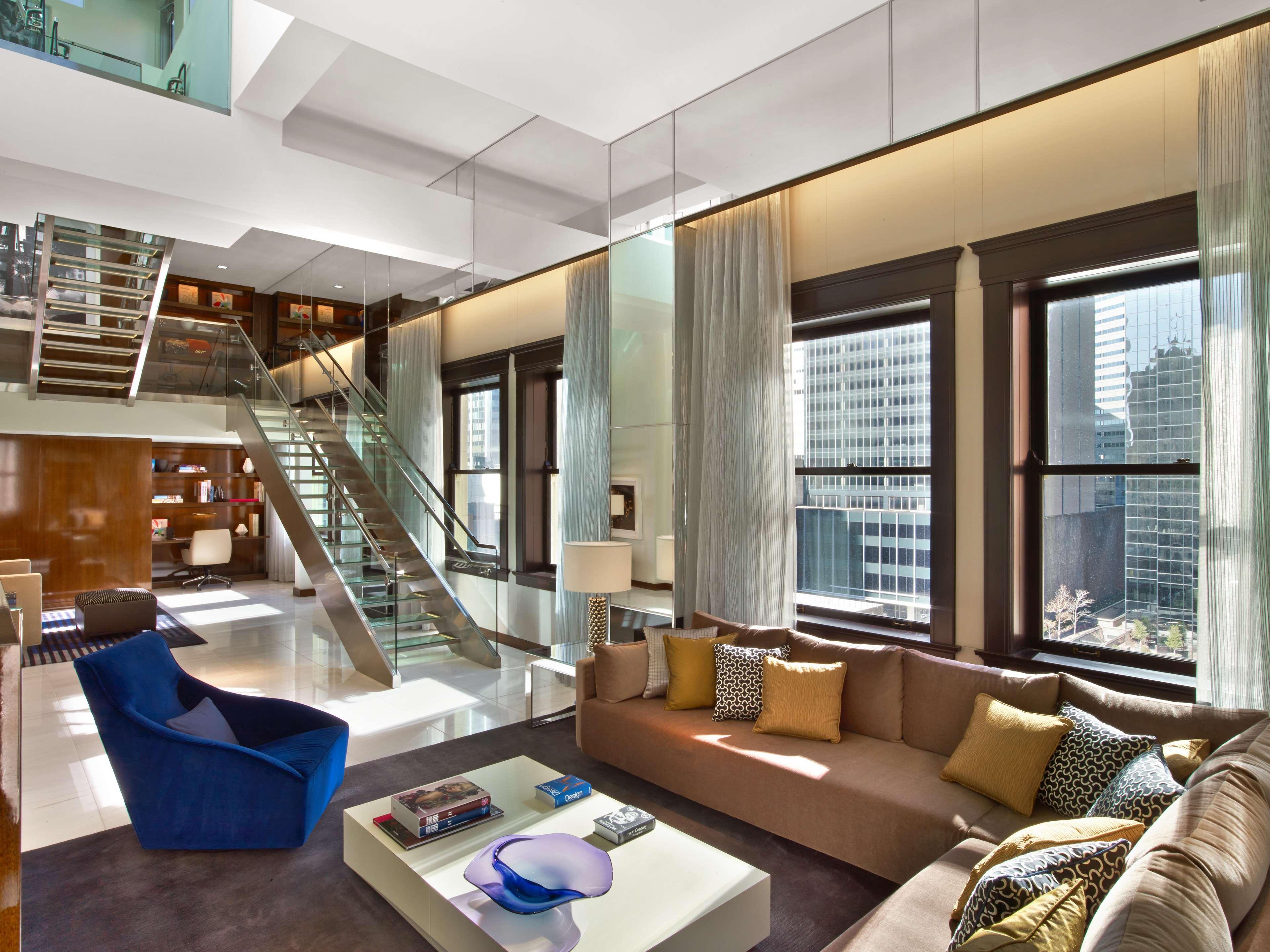 Room Penthouse