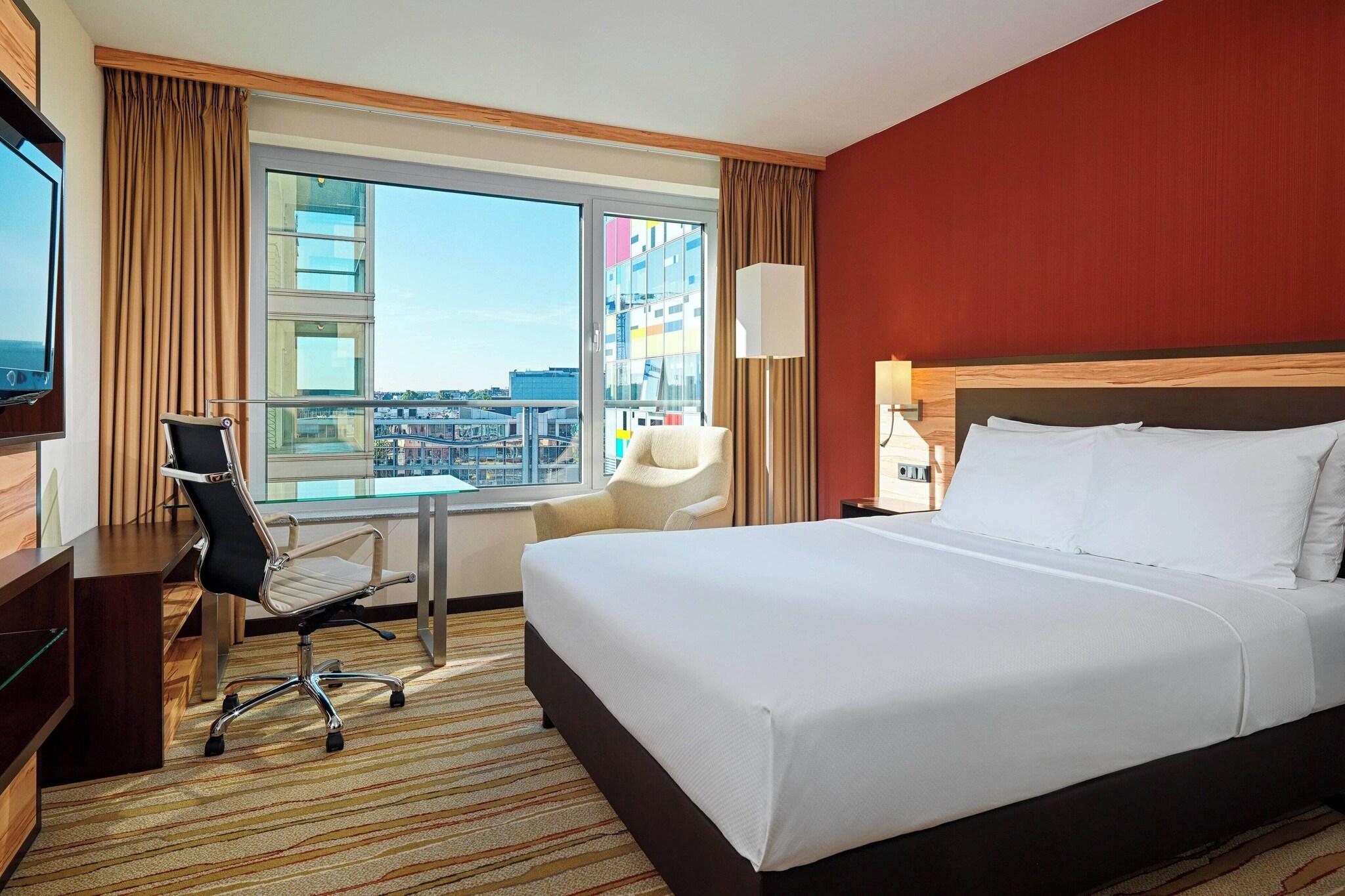 Double Queen Size Bed