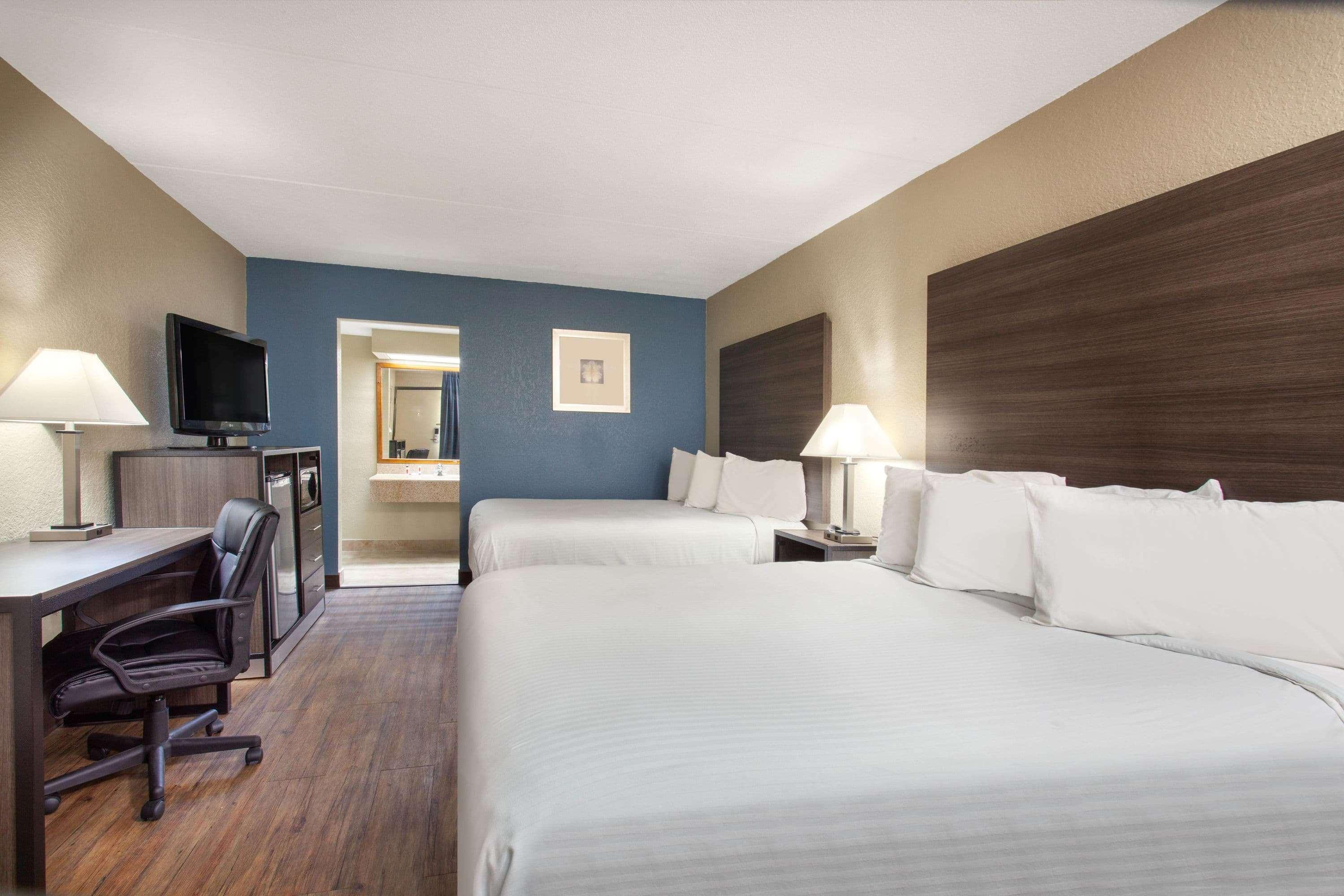 Double Two Queen Beds