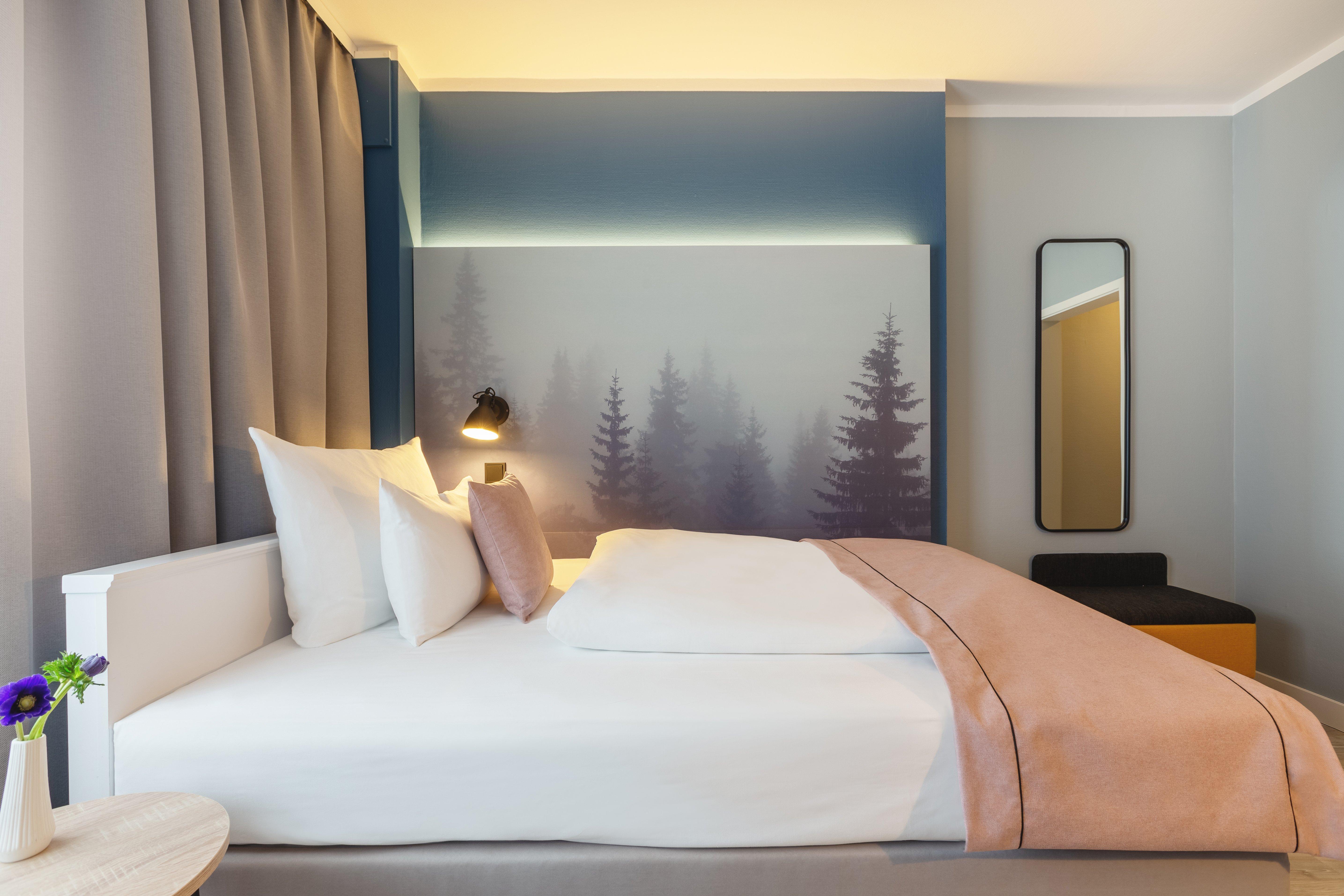 Double Queen Size Bed