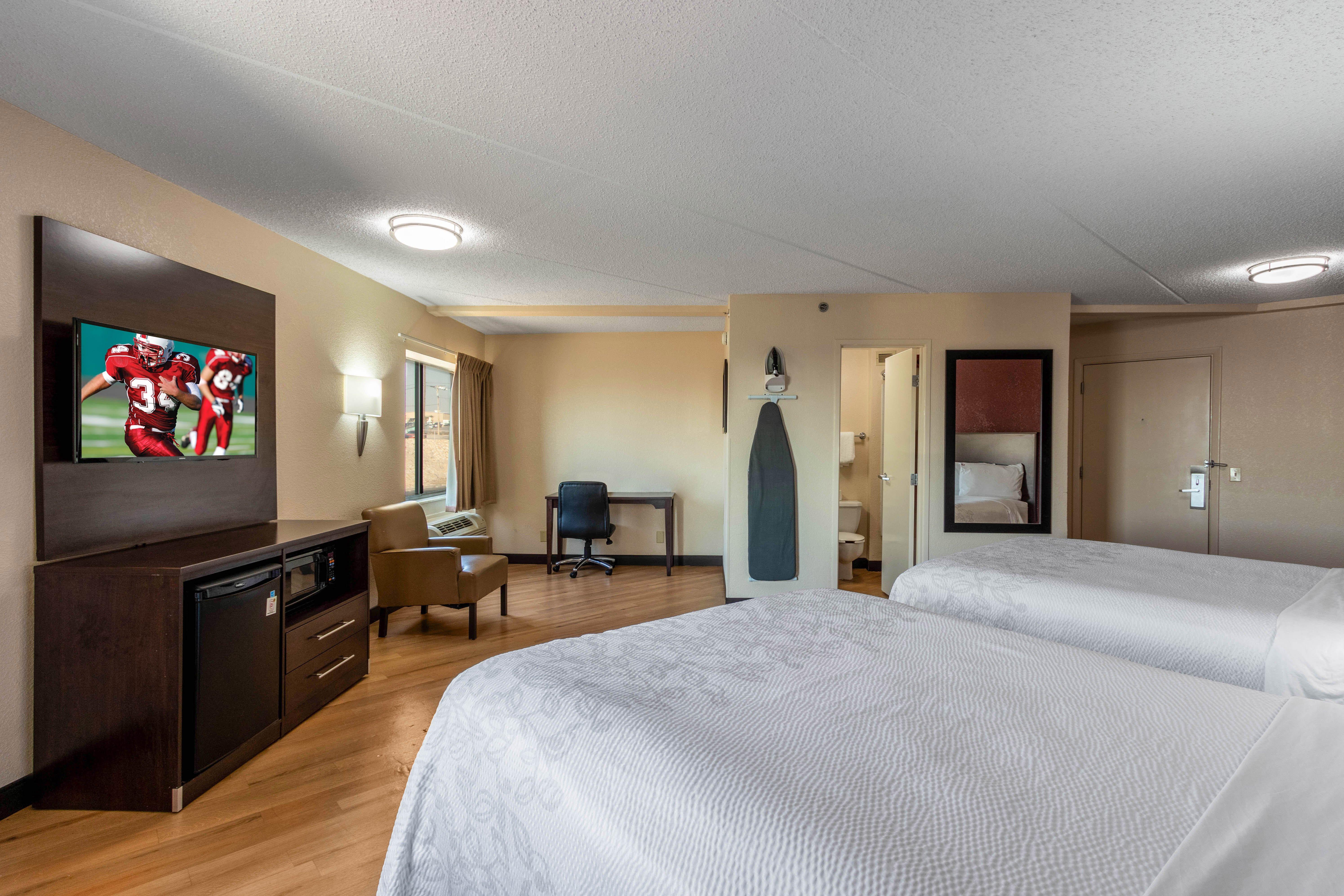 Double Deluxe Two Queen Beds