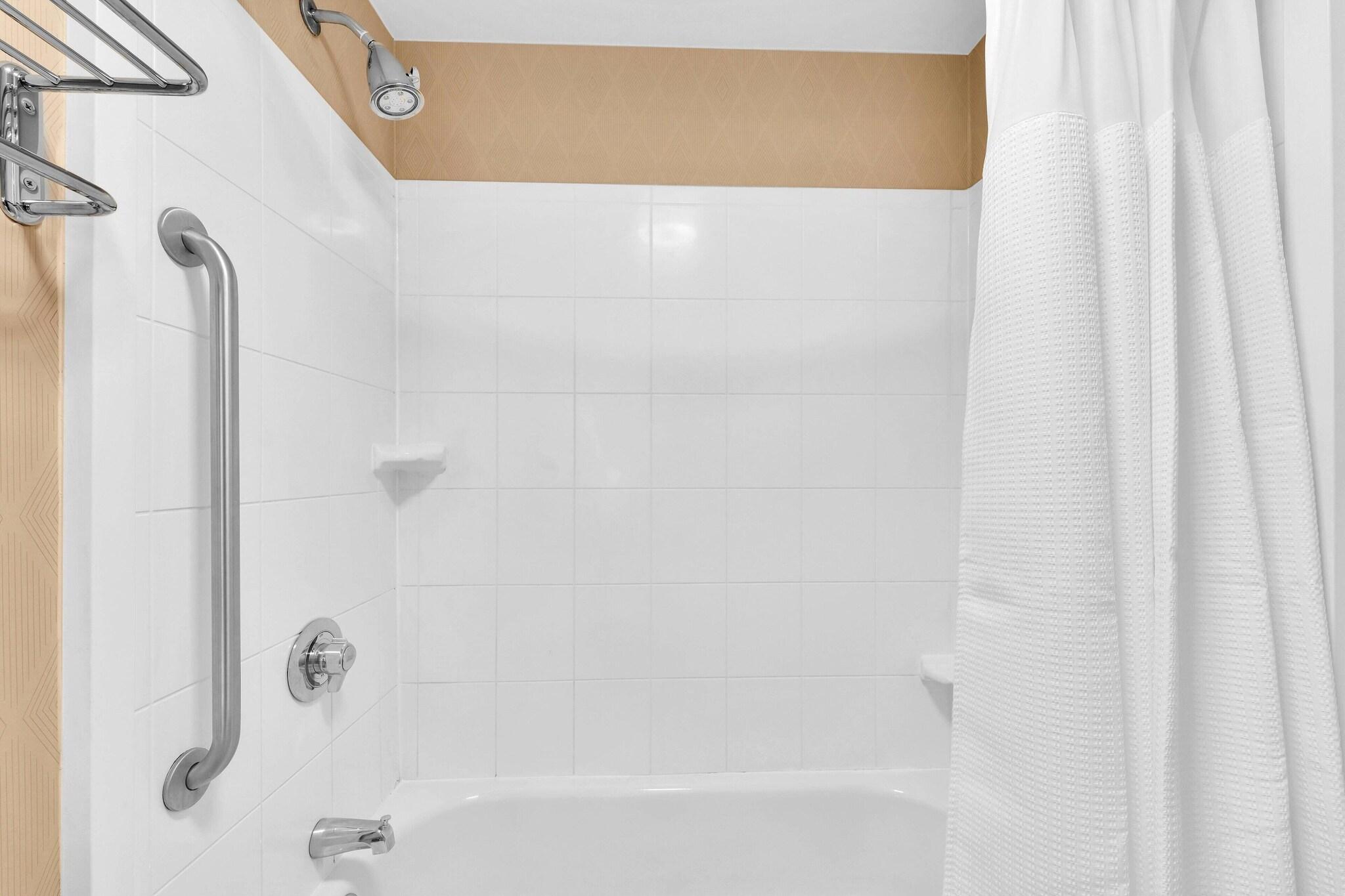 Studio King Size Bed