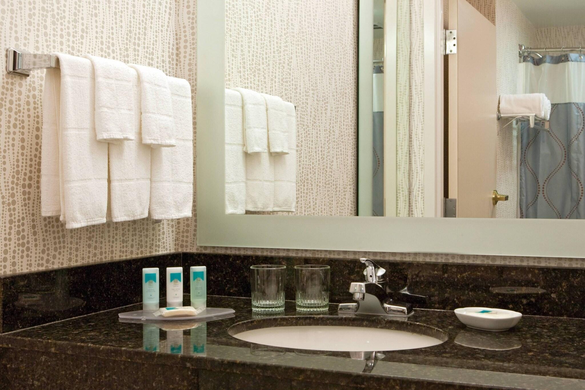 Studio King Size Bed