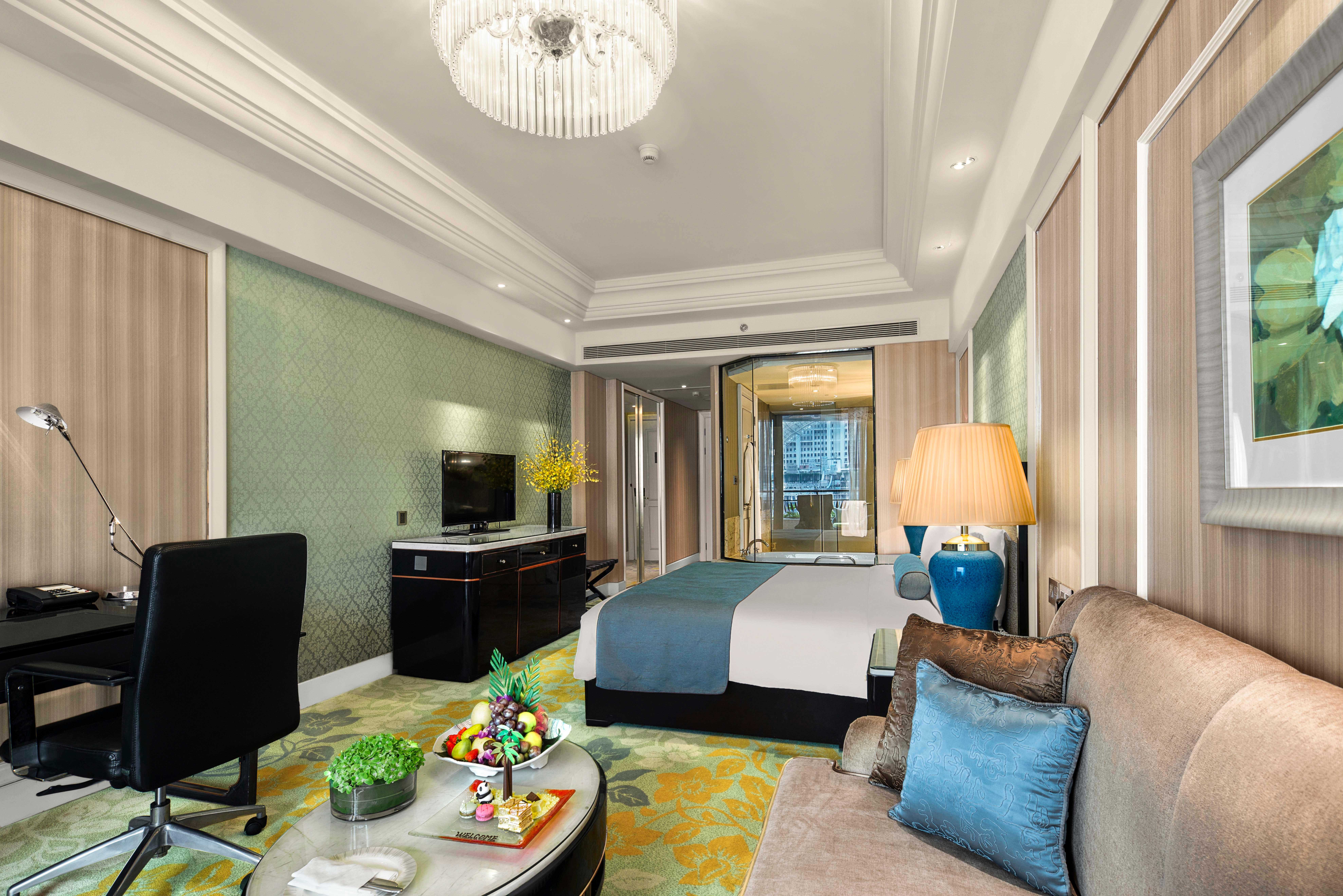 Double Classic King Bed