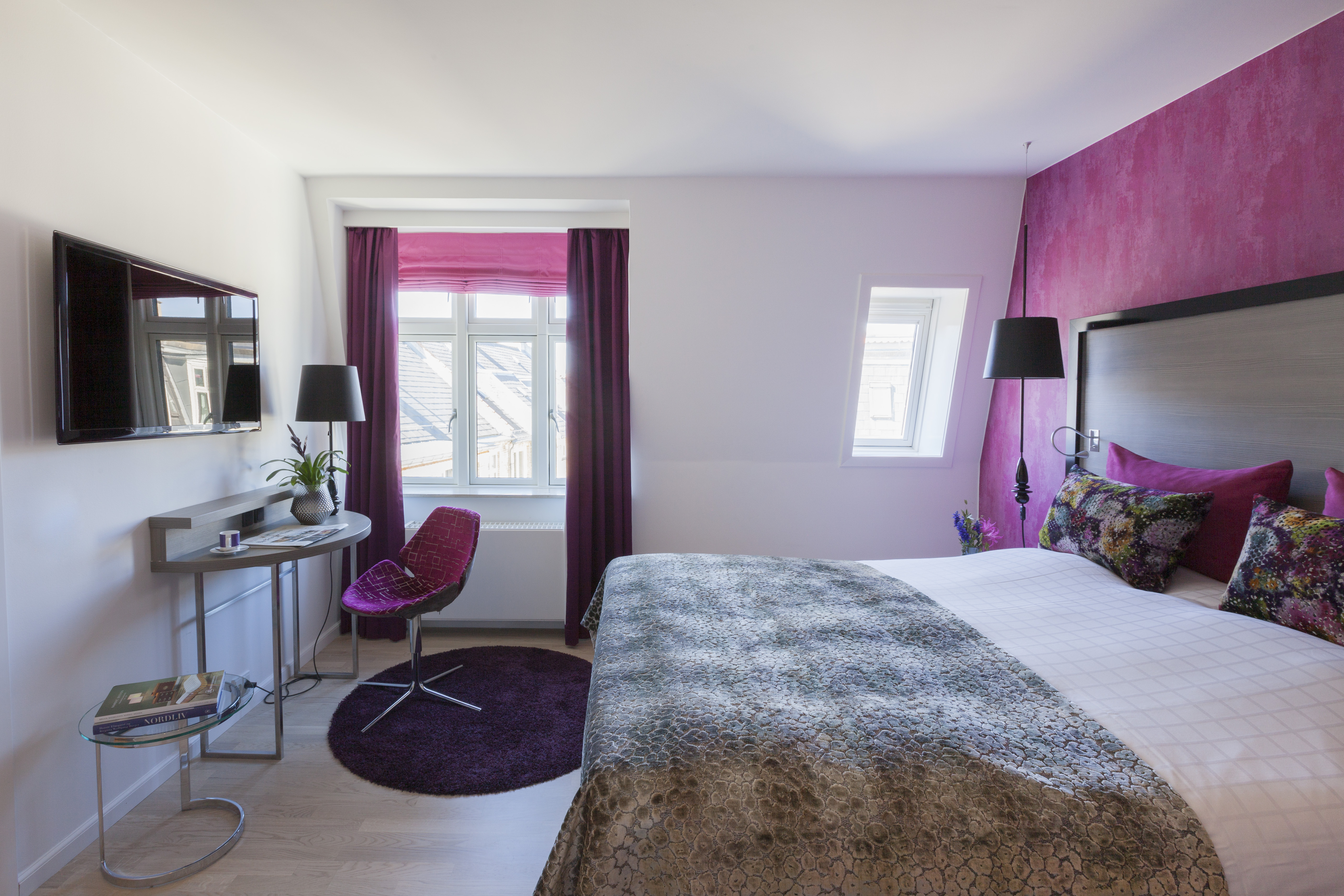 Double or Twin Deluxe