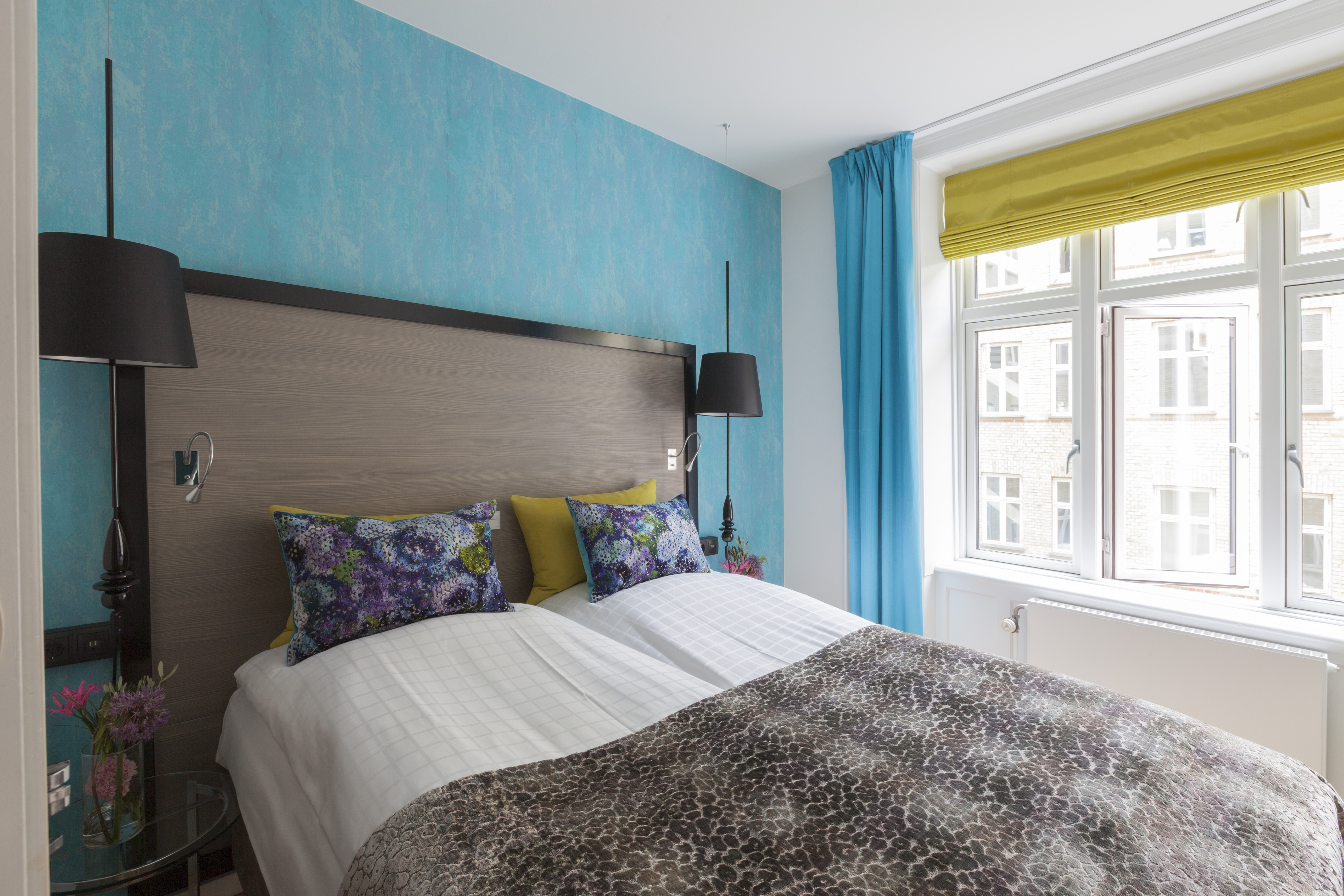 Double or Twin Standard