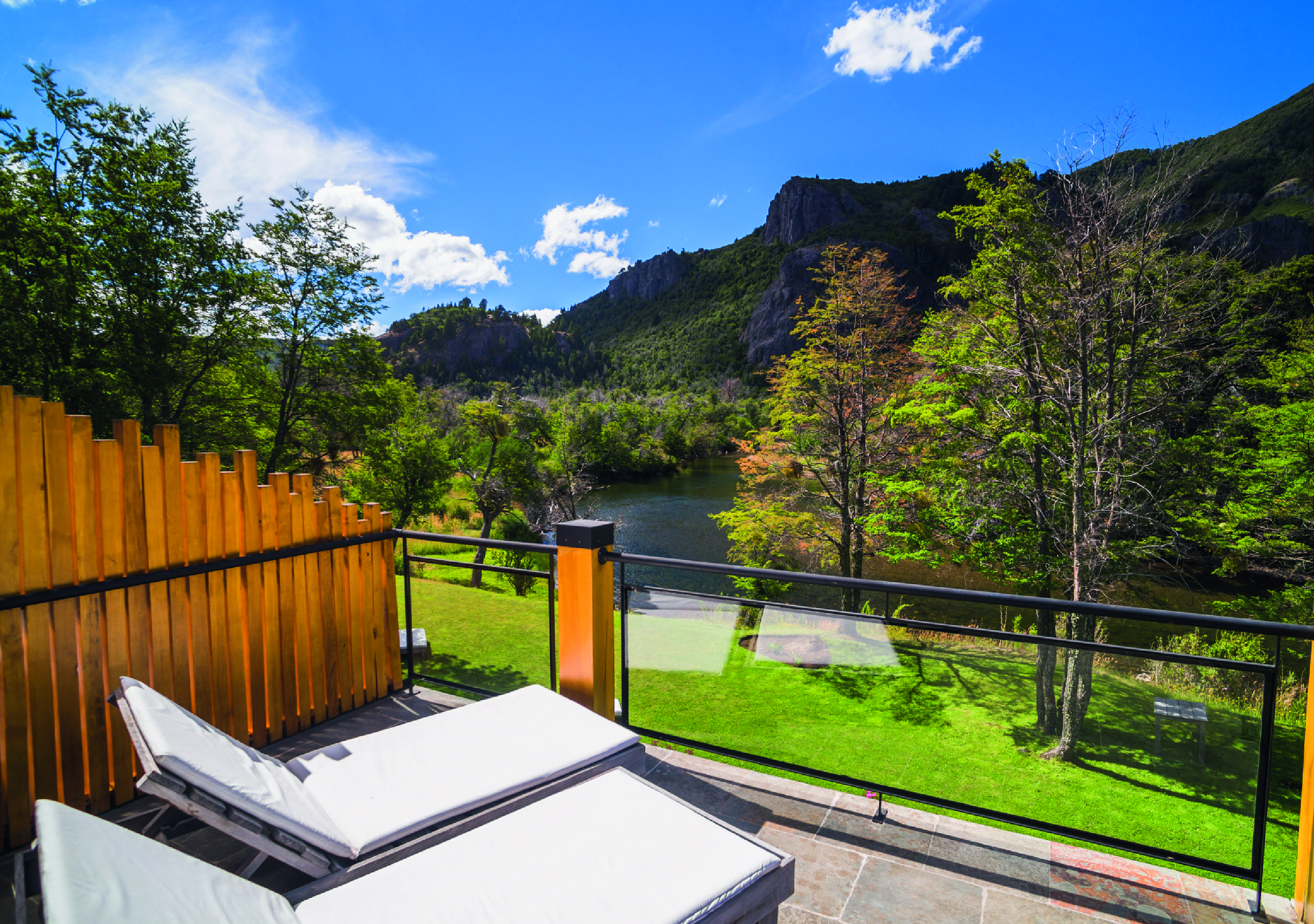 Suite Deluxe with Balcony