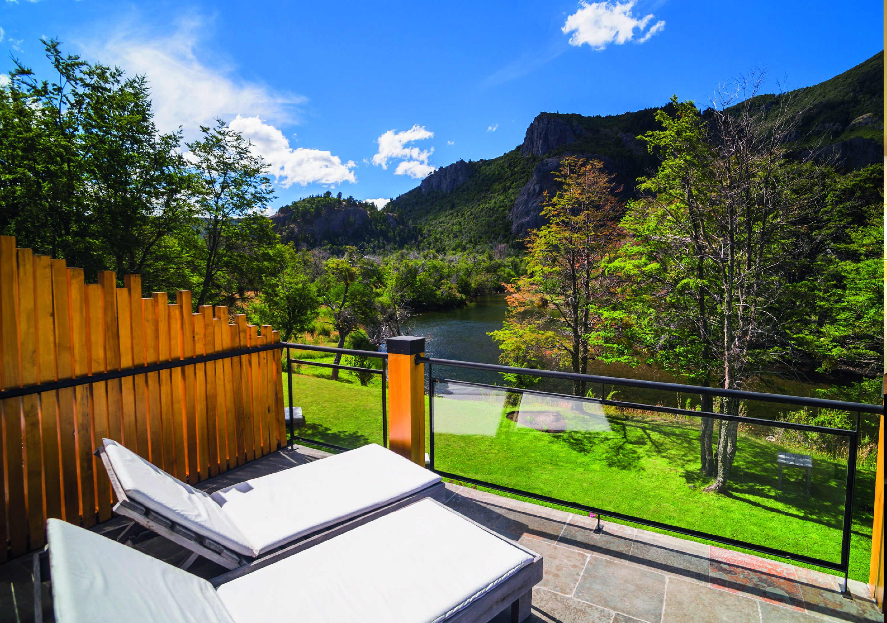 Suite Deluxe with Balcony