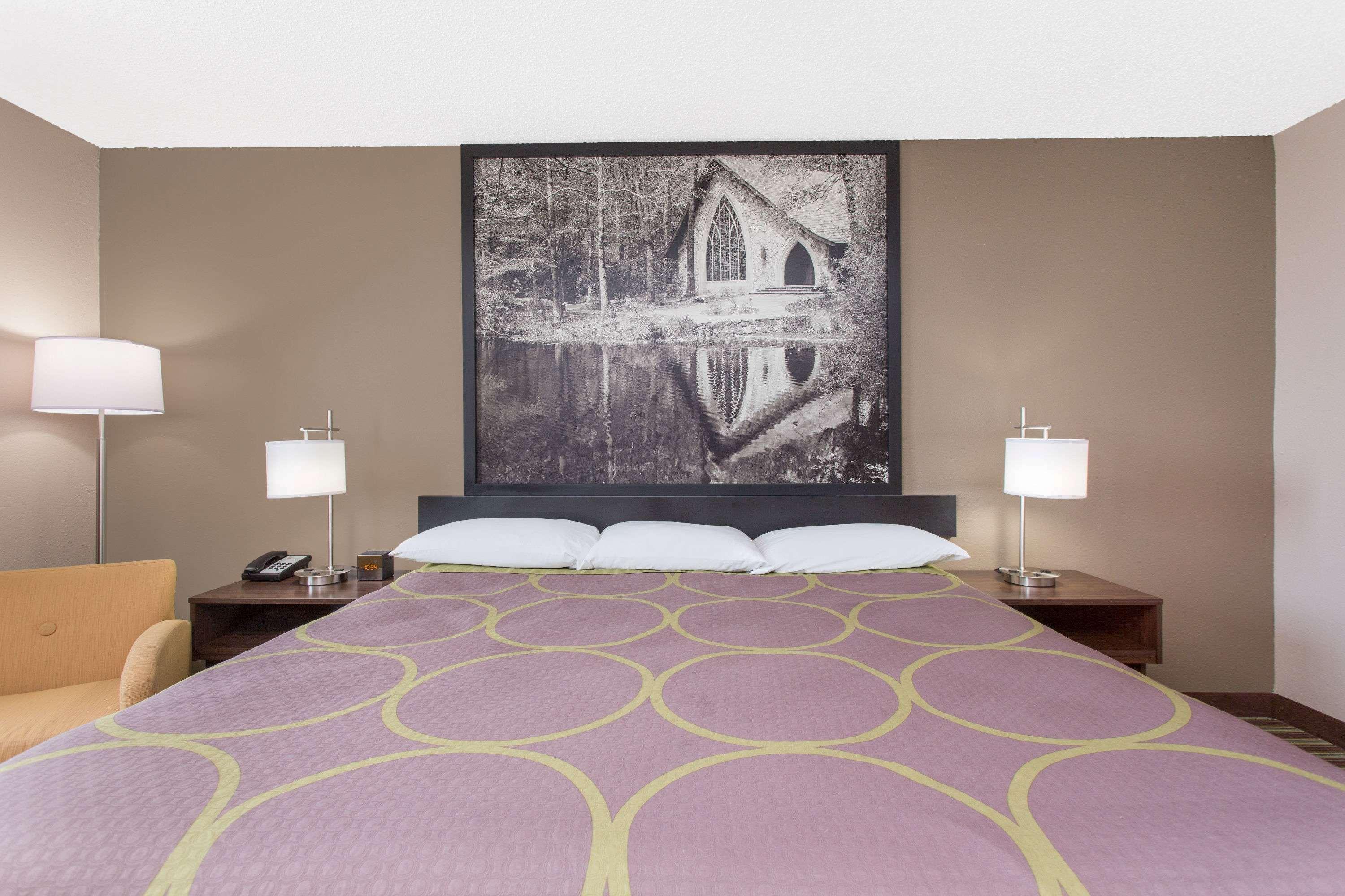 Double King Bed Non Smoking