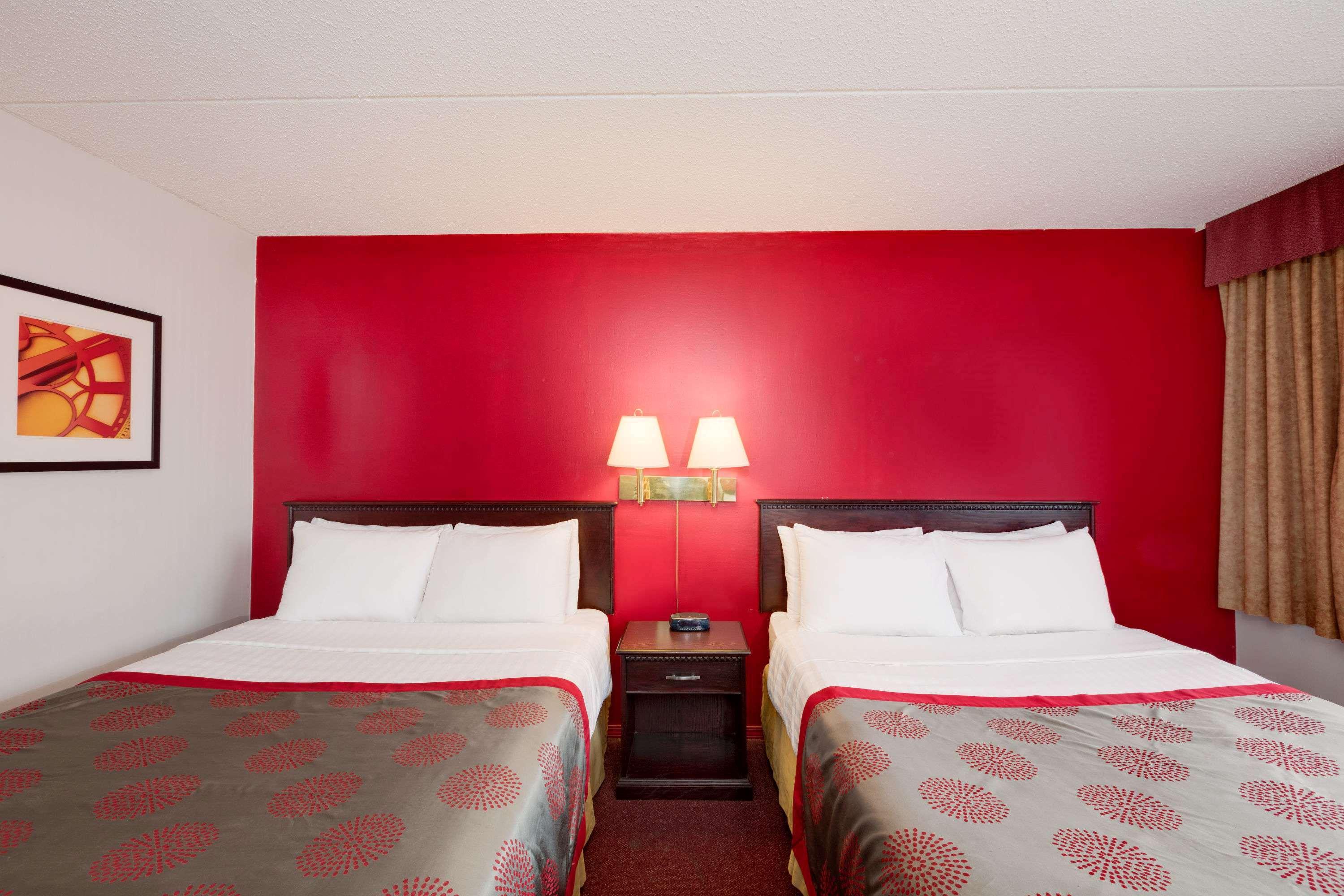 Double Two Queen Beds Non Smoking