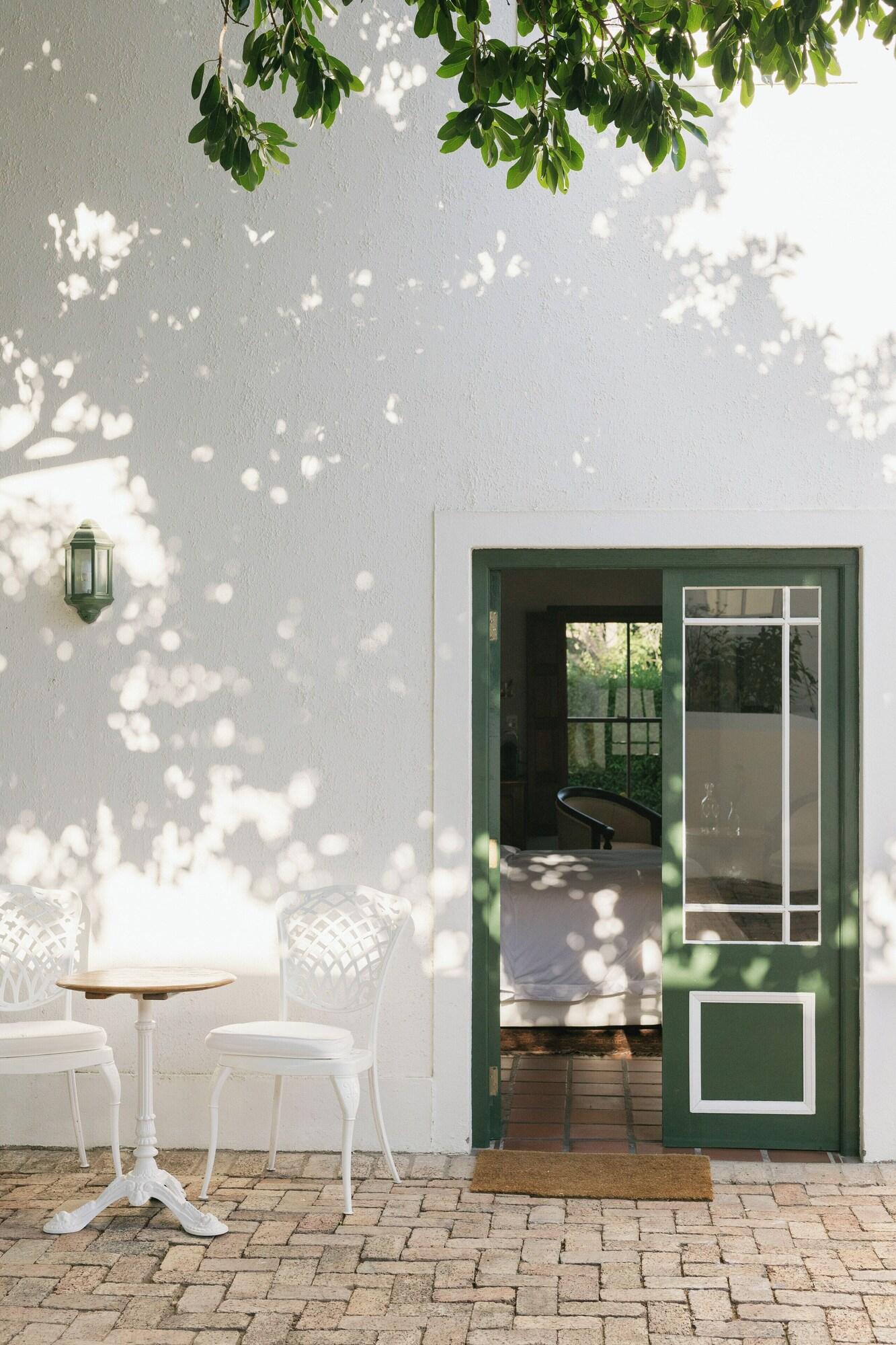 Double King Bed Non Smoking