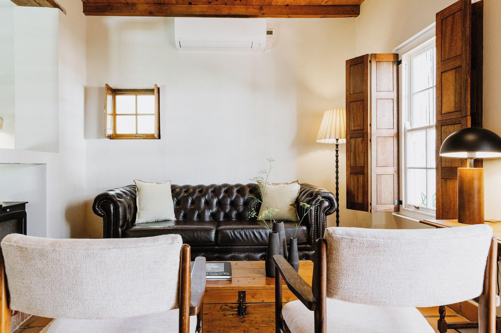 Suite Pool View King Bed