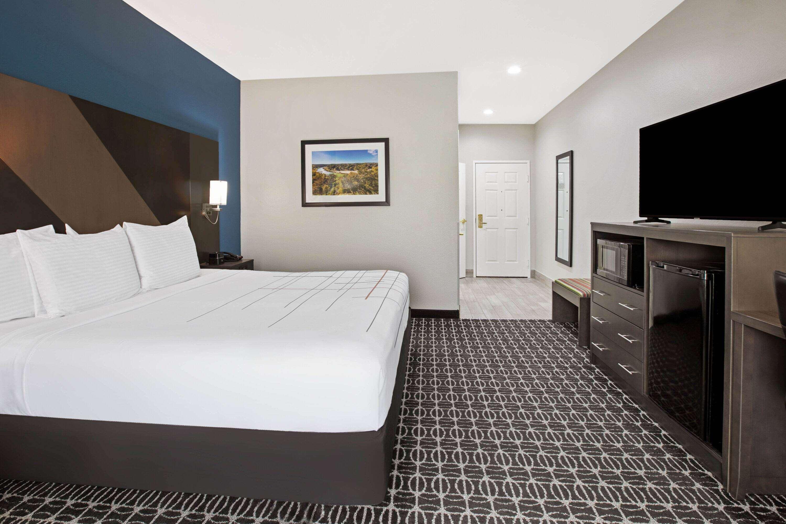 Double King Bed Non Smoking