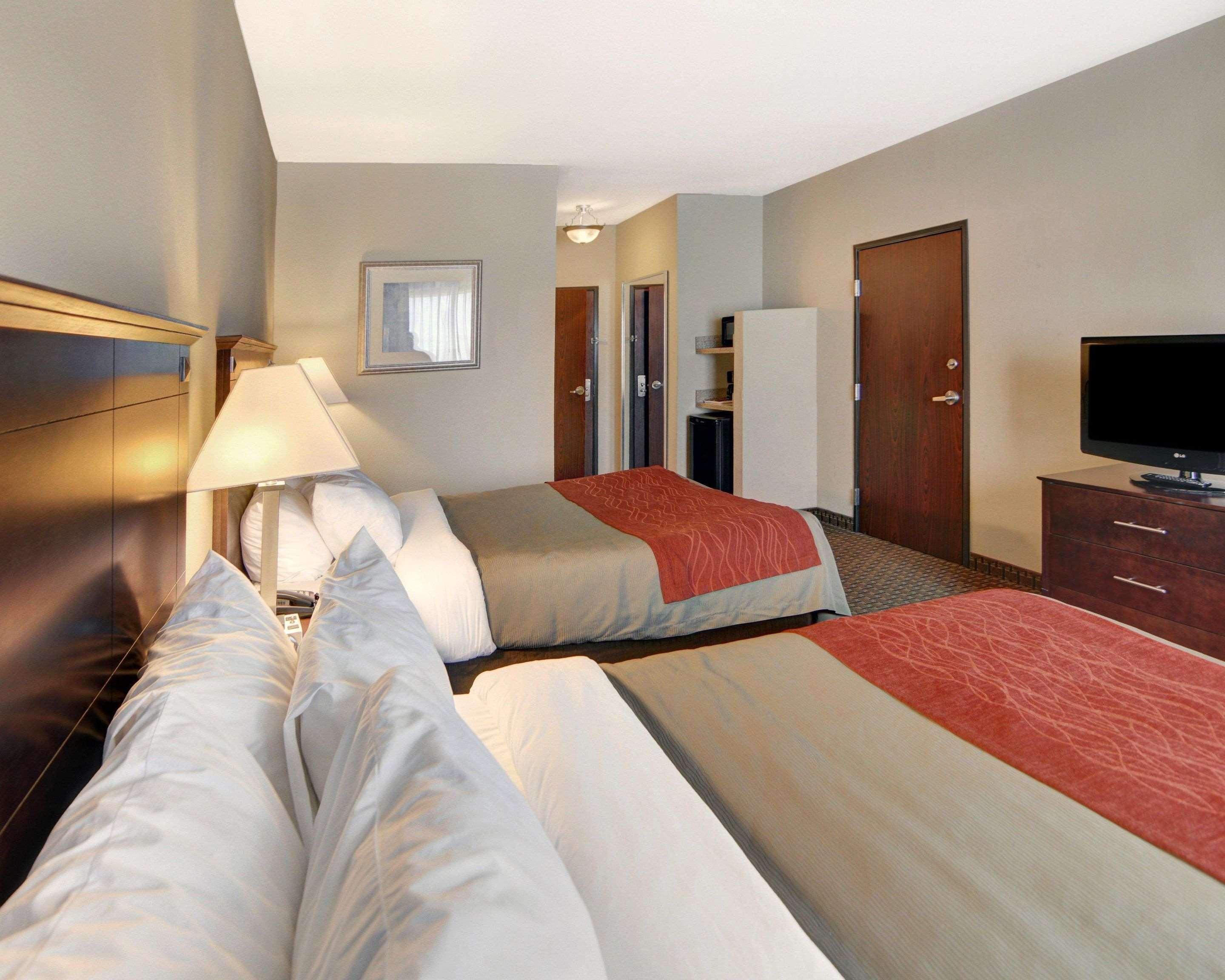 Quadruple Two Queen Beds Non Smoking