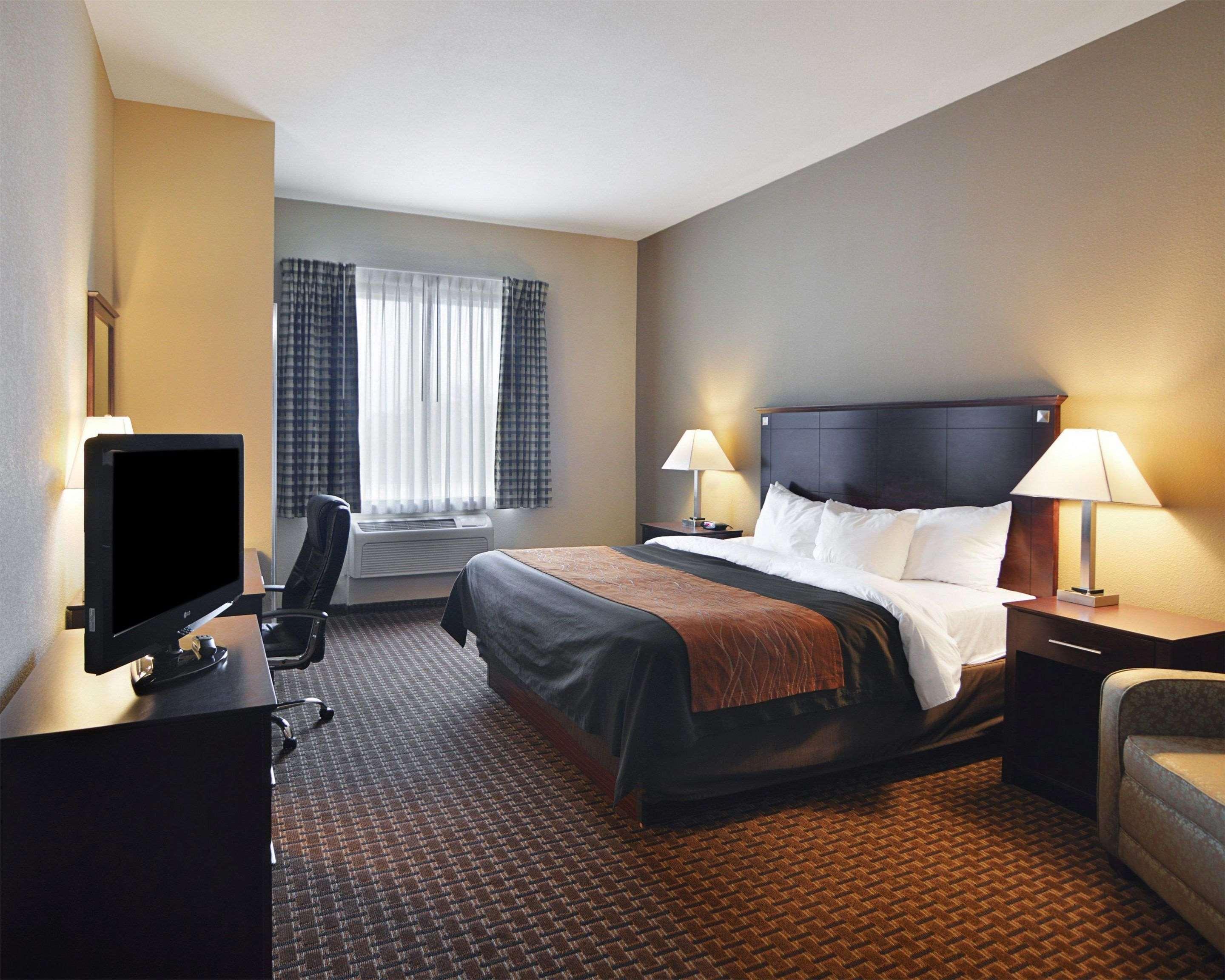 Double King Bed Non Smoking