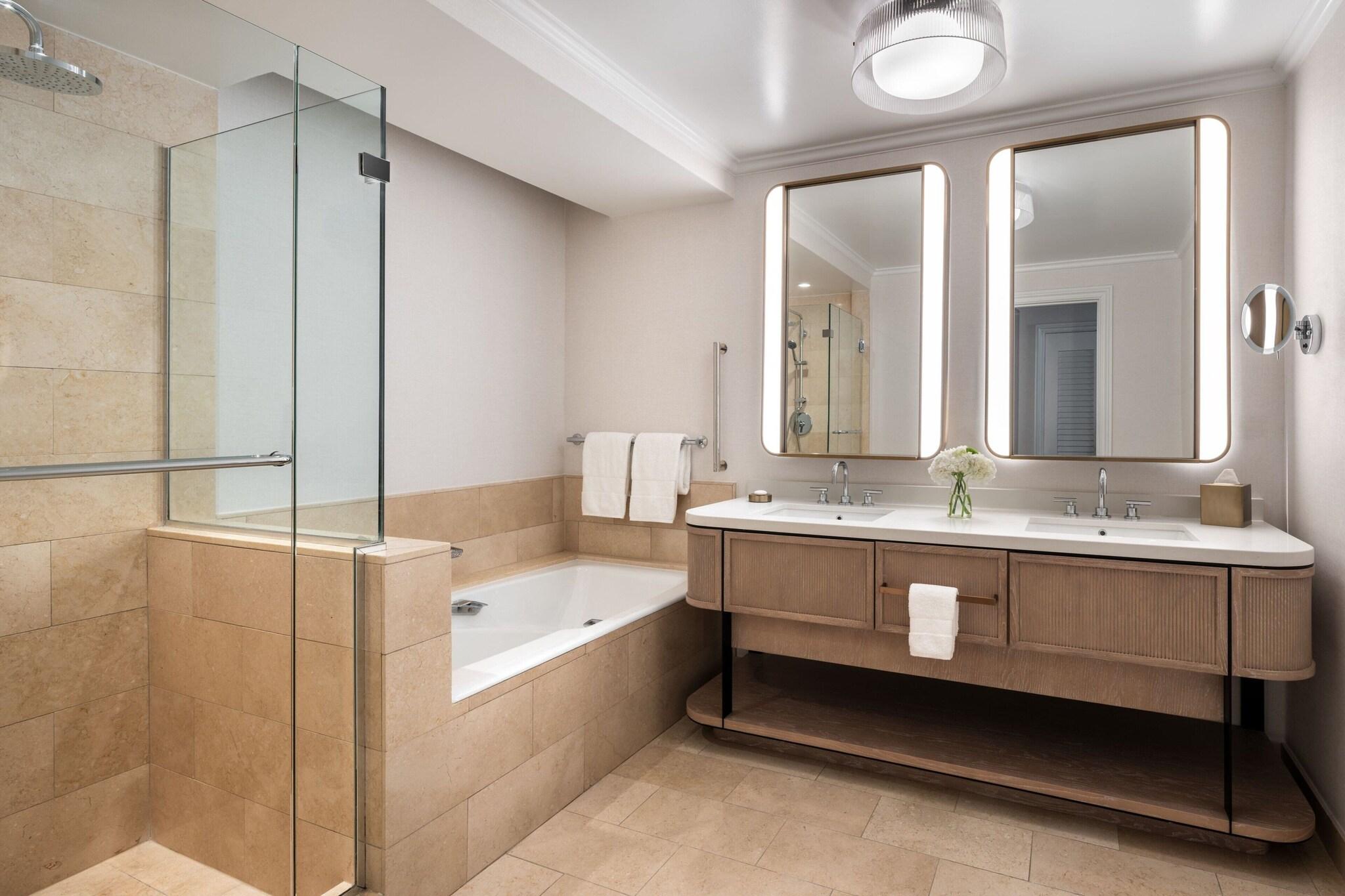 Suite Premier King Bed