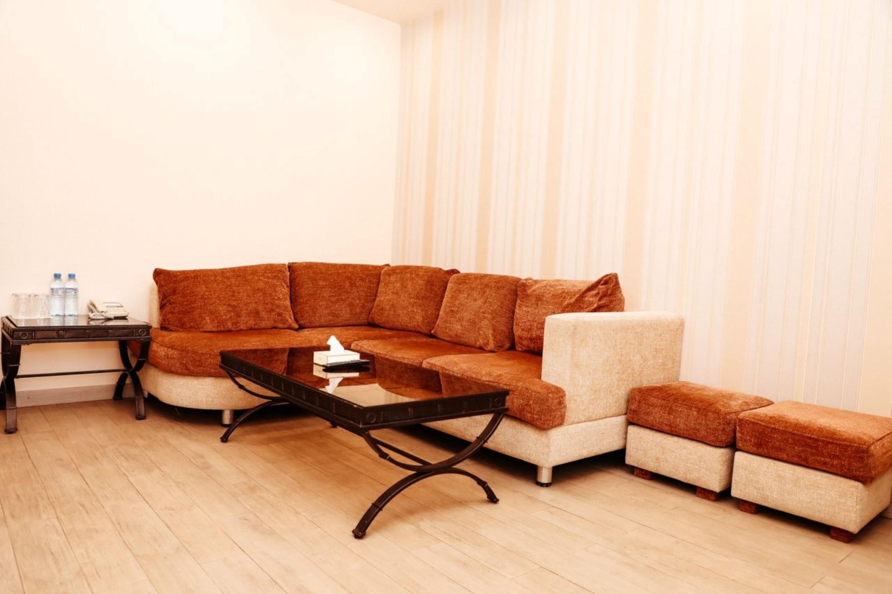 Suite Queen Size Bed