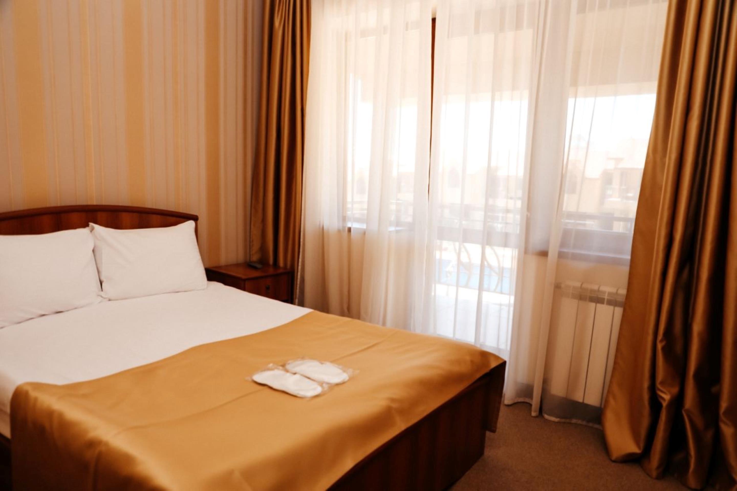 Suite Queen Size Bed