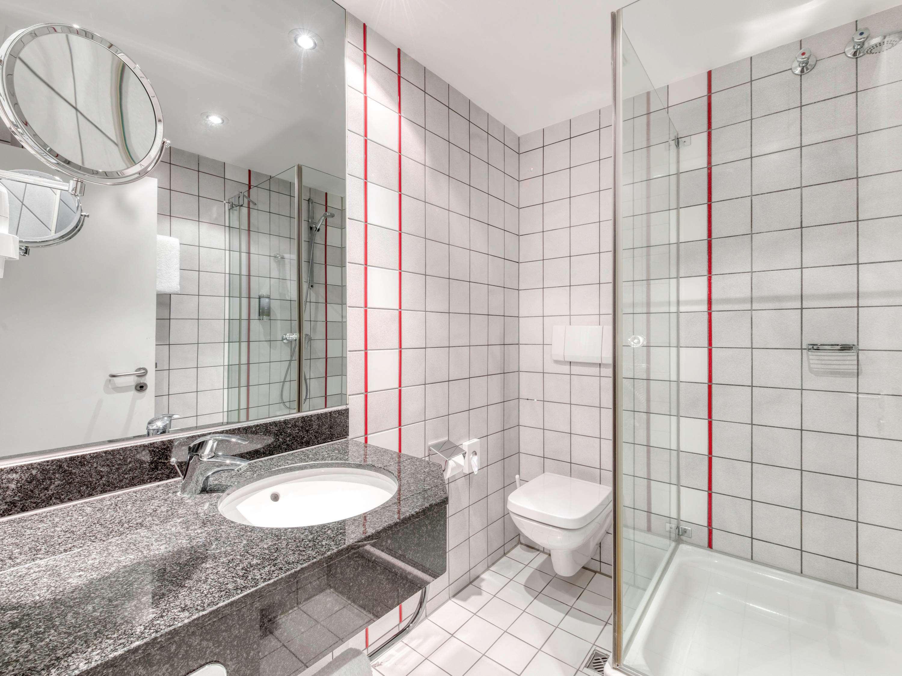 Double Queen Size Bed